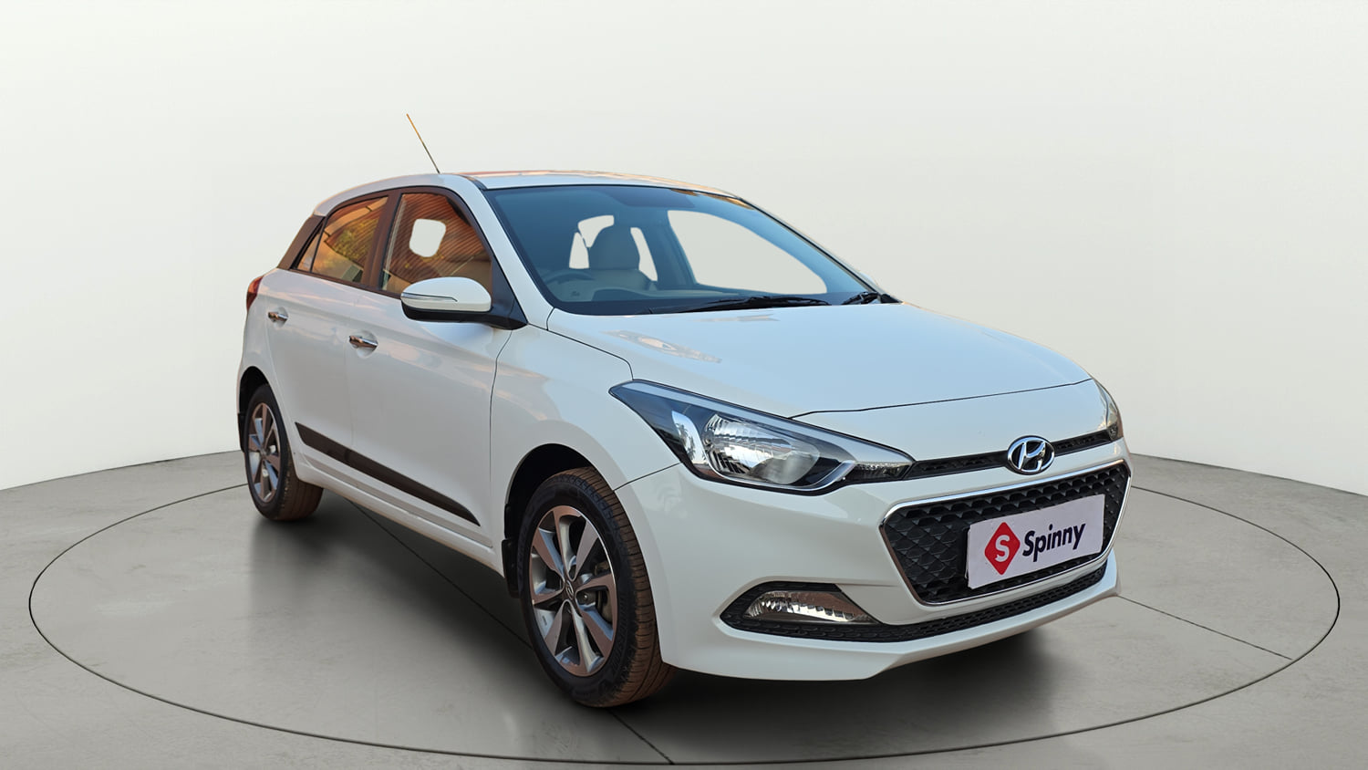 Used 2015 Hyundai Elite i20 Sportz 1.2 (O) Petrol Manual exterior RIGHT FRONT CORNER VIEW