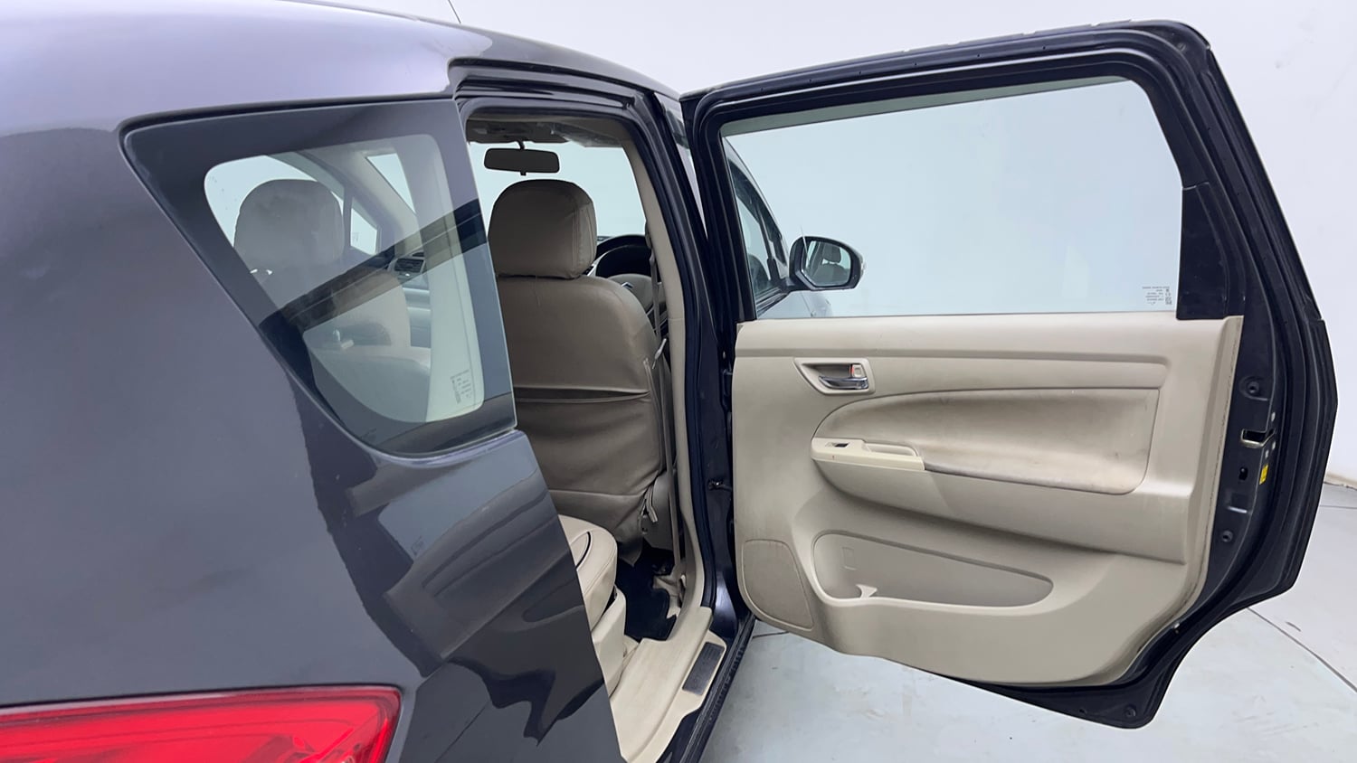 Used 2018 Maruti Suzuki Ertiga ZXI Petrol Manual interior RIGHT REAR DOOR OPEN VIEW