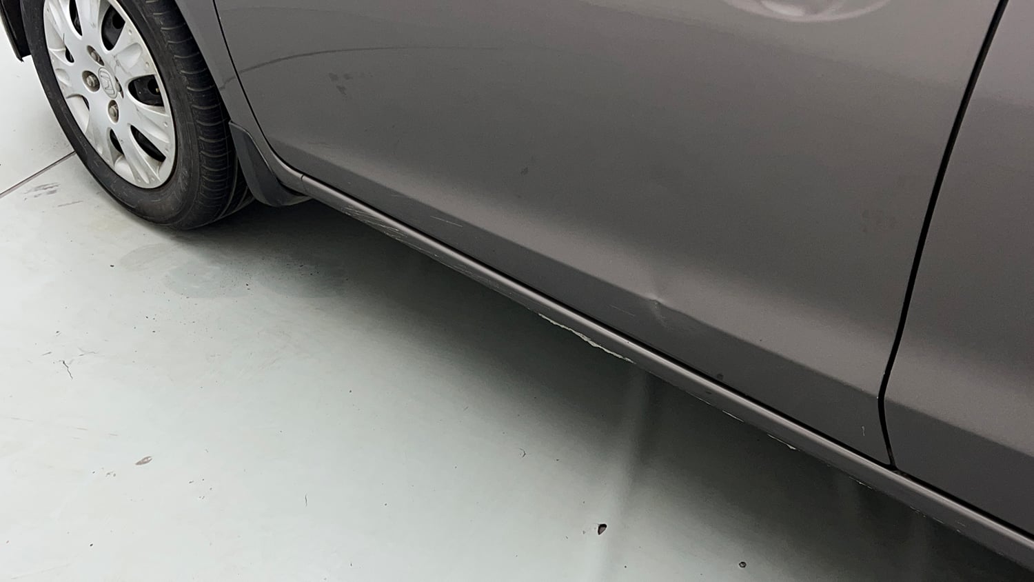 Used 2016 Honda Amaze 1.2 S i-VTEC Petrol Manual dents MINOR SCRATCH
