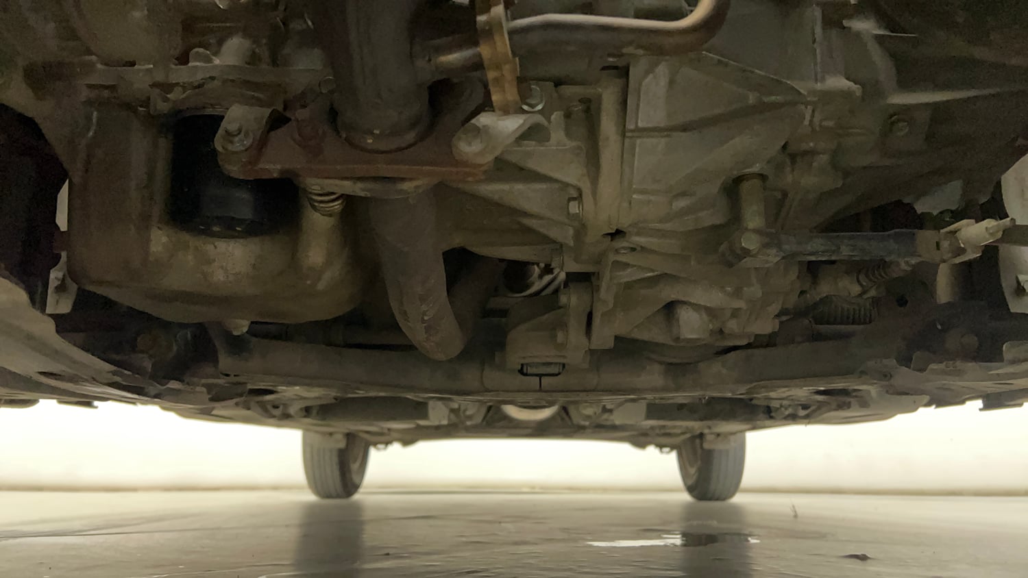 Used 2022 Maruti Suzuki Swift VXi Petrol Manual extra FRONT LEFT UNDERBODY VIEW