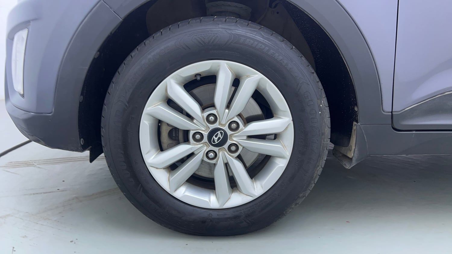 Used 2018 Hyundai Creta SX Plus 1.6  Petrol Petrol Manual tyres LEFT FRONT TYRE RIM VIEW