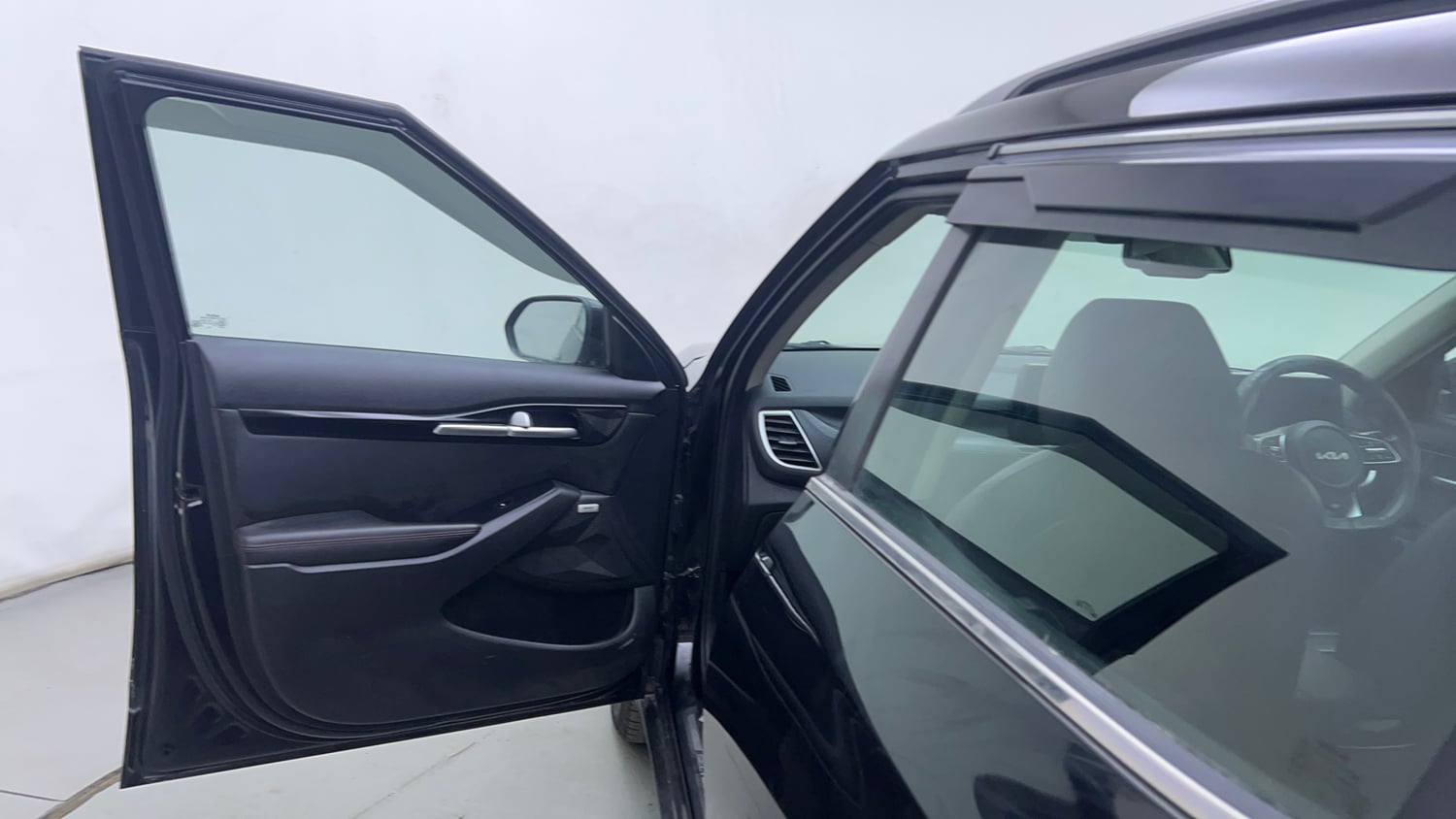 Used 2021 Kia Seltos GTX Plus 1.4 Petrol Manual interior LEFT FRONT DOOR OPEN VIEW