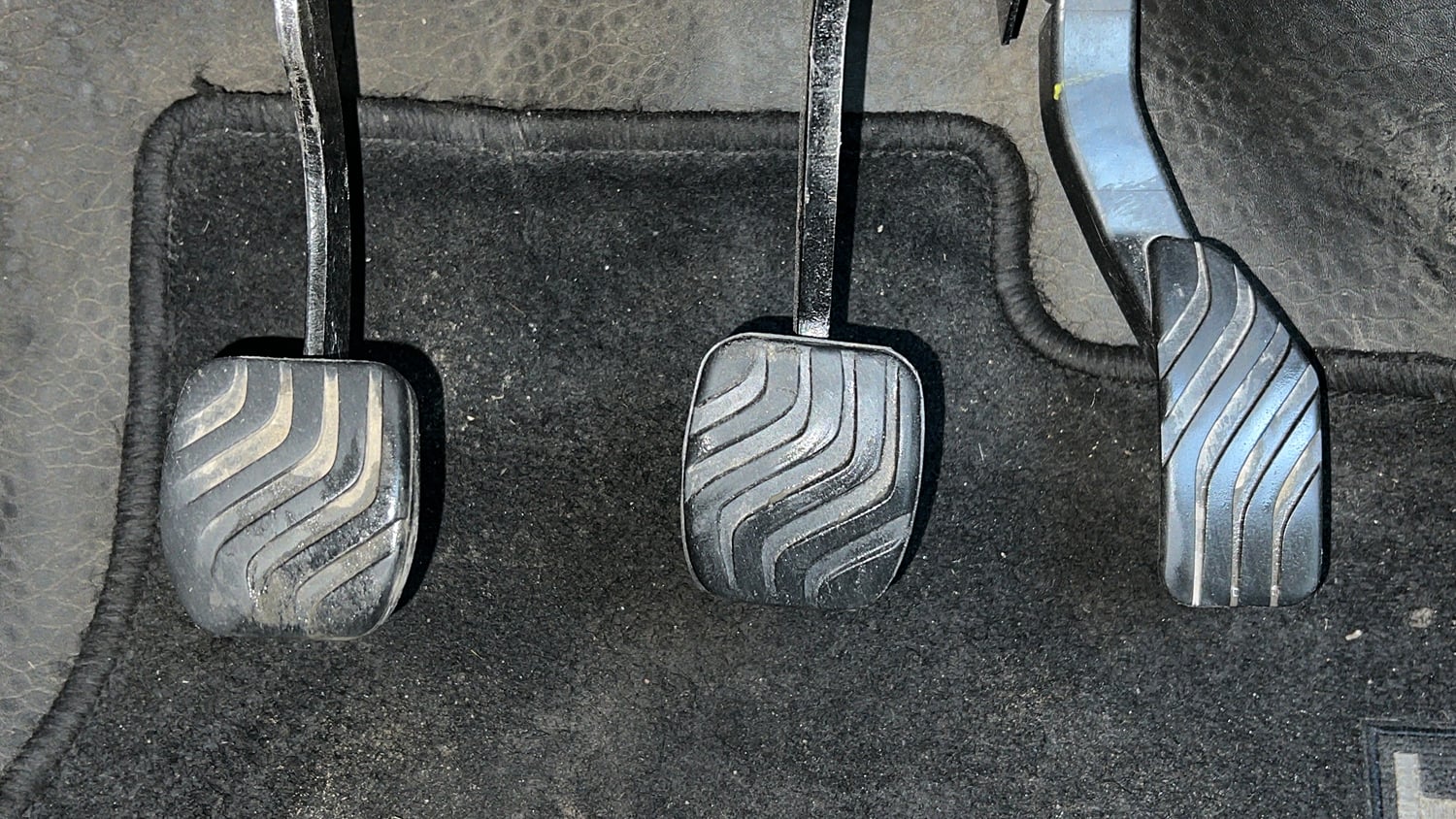 Used 2022 Renault Triber RXE Petrol Manual interior PEDALS VIEW