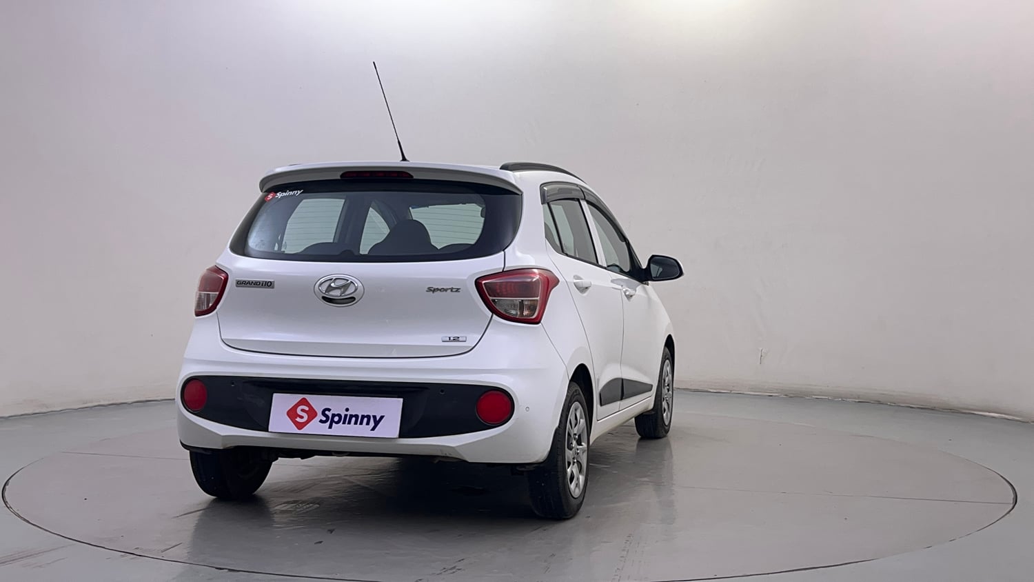Used 2019 Hyundai Grand i10 Sportz 1.2 Kappa VTVT Petrol Manual exterior RIGHT REAR CORNER VIEW
