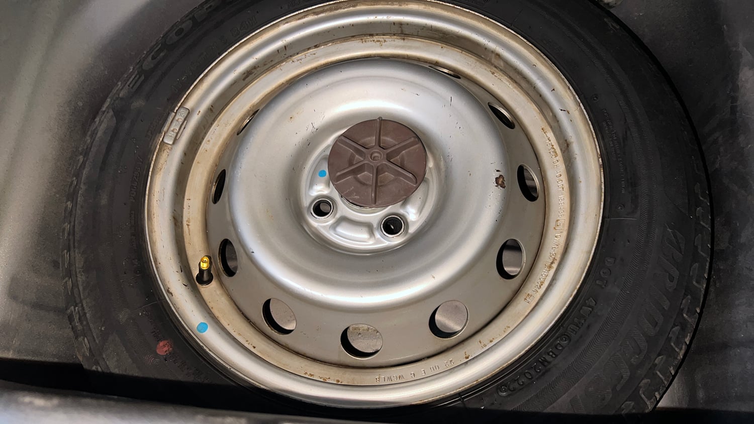 Used 2022 Maruti Suzuki Ignis Sigma 1.2 MT Petrol Manual tyres SPARE TYRE VIEW