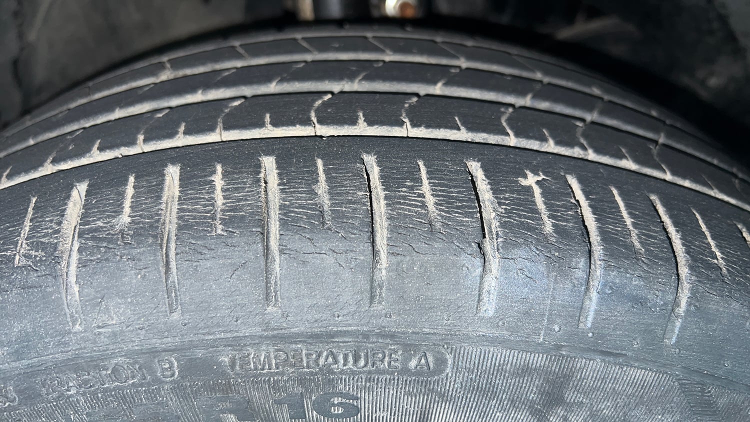 Used 2019 Toyota Glanza G Petrol Manual tyres RIGHT FRONT TYRE TREAD VIEW