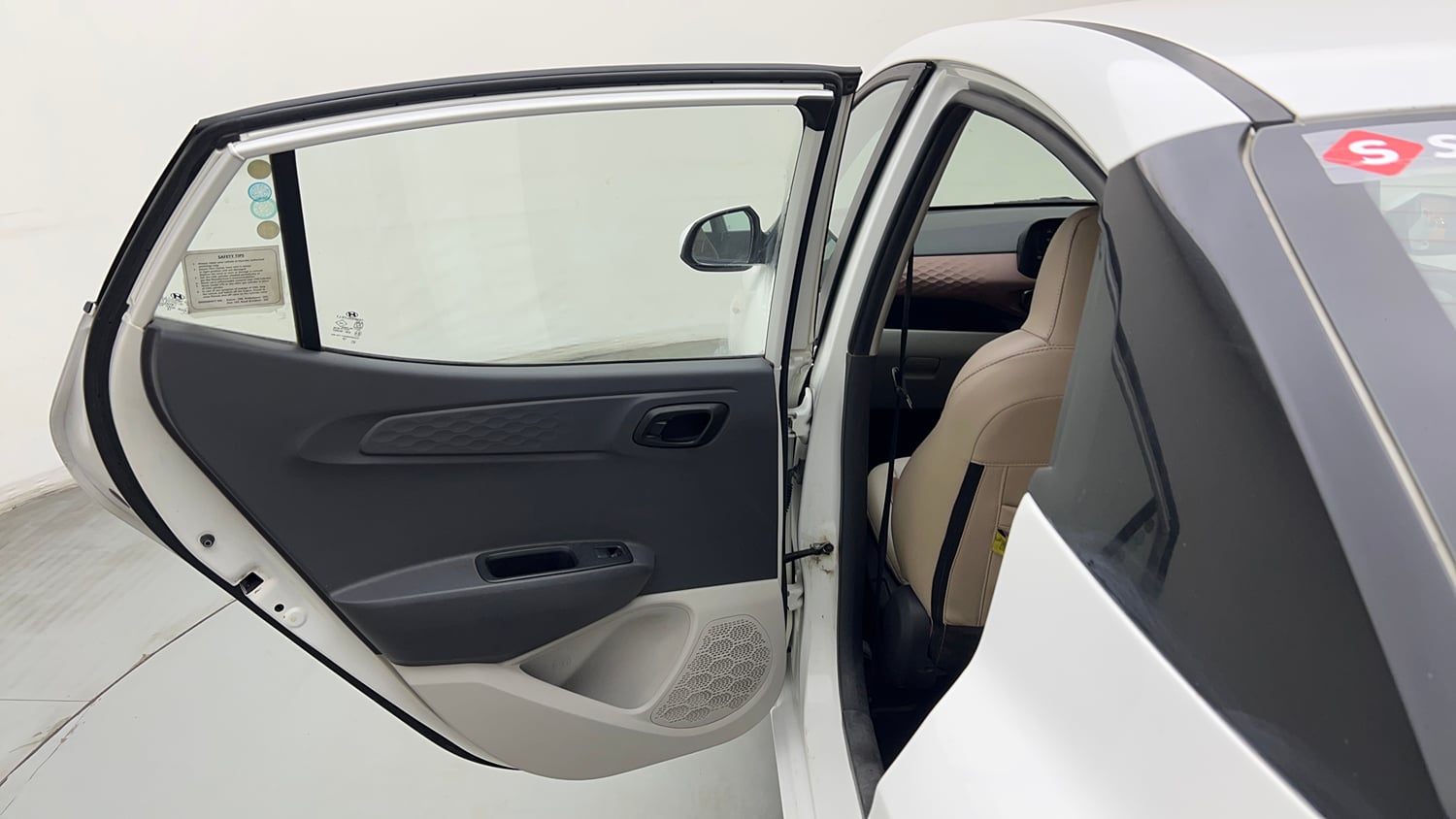 Used 2022 Hyundai Aura S 1.2 CNG Cng Manual interior LEFT REAR DOOR OPEN VIEW