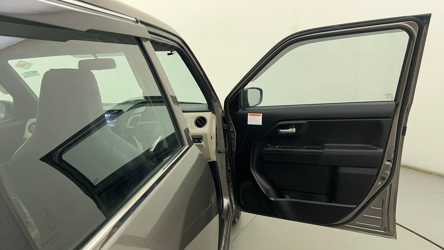 Used 2024 Maruti Suzuki Wagon R VXI 1.0 CNG Cng Manual interior RIGHT FRONT DOOR OPEN VIEW