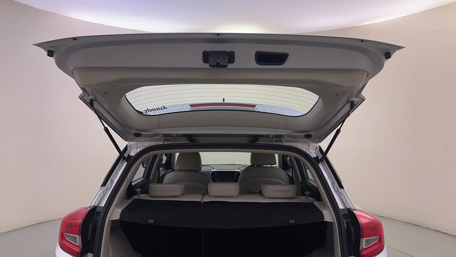 Used 2022 Mahindra XUV 300 W8 (O) 1.2 Petrol Petrol Manual interior DICKY DOOR OPEN VIEW
