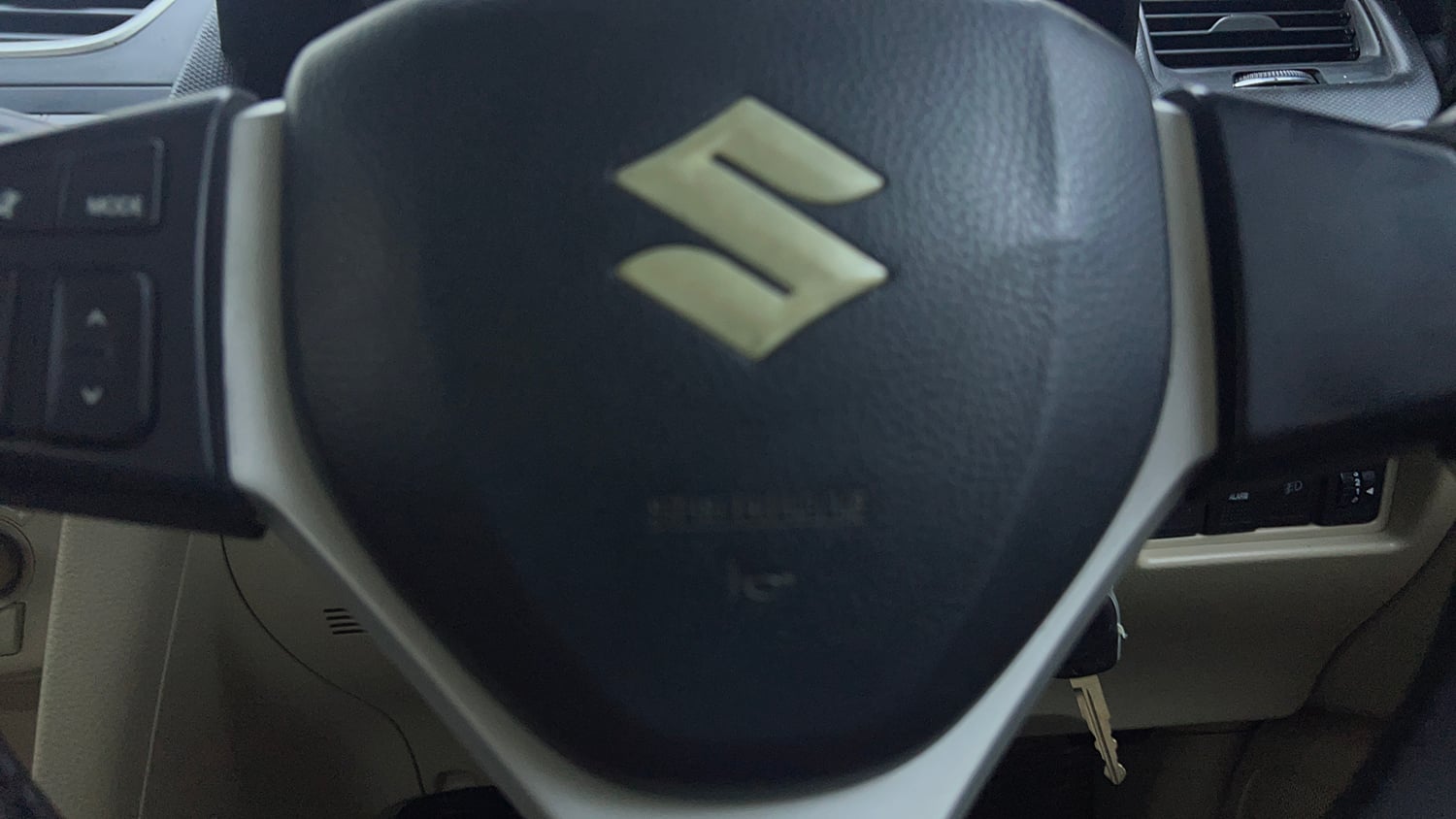 Used 2015 Maruti Suzuki Swift Dzire ZXI Petrol Manual top_features Airbags