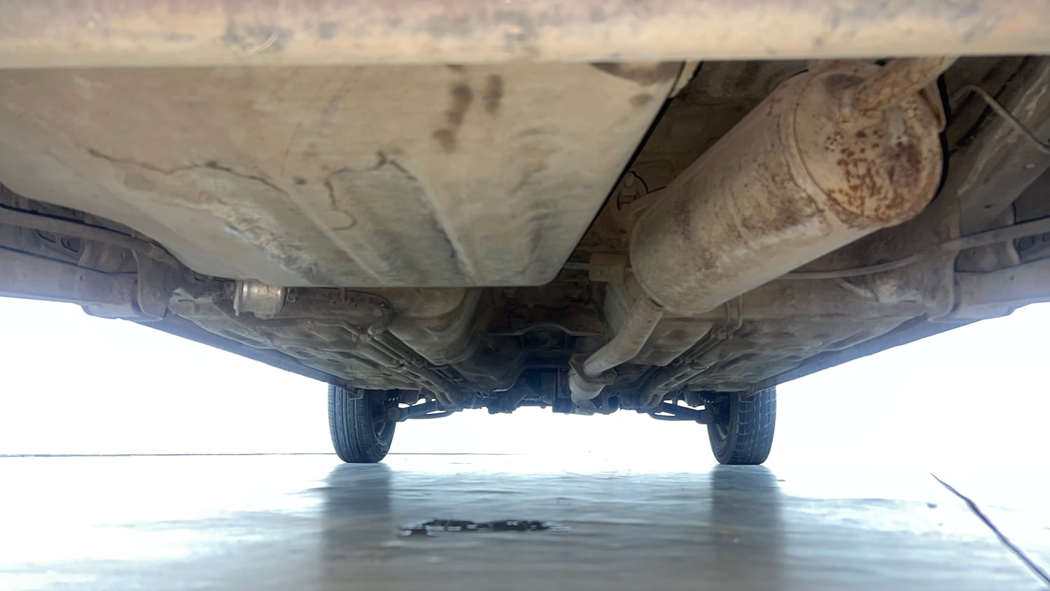 Used 2016 Maruti Suzuki Alto 800 Vxi Petrol Manual extra REAR UNDERBODY VIEW (TAKEN FROM REAR)