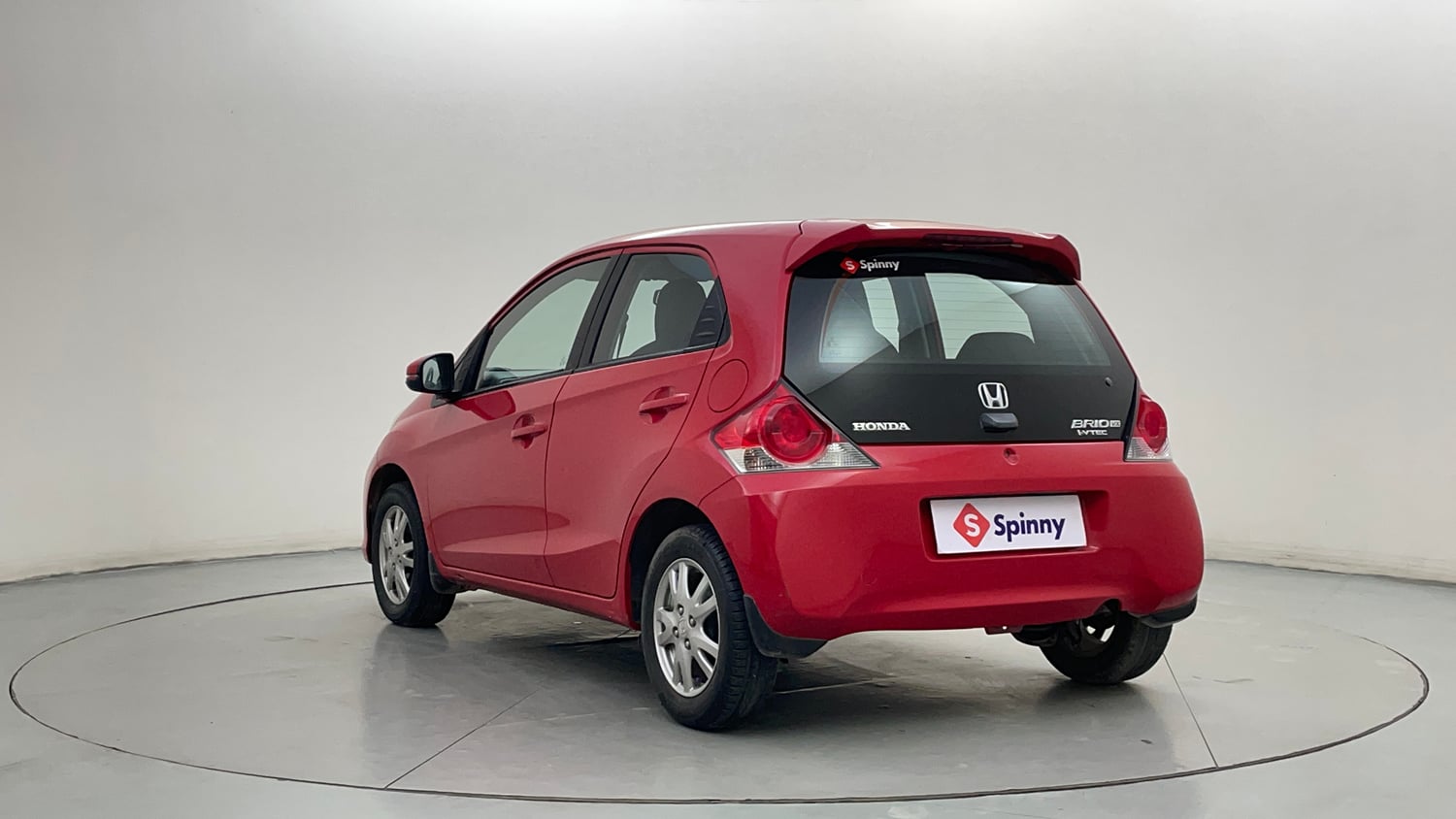 Used 2016 Honda Brio VX MT Petrol Manual exterior LEFT REAR CORNER VIEW