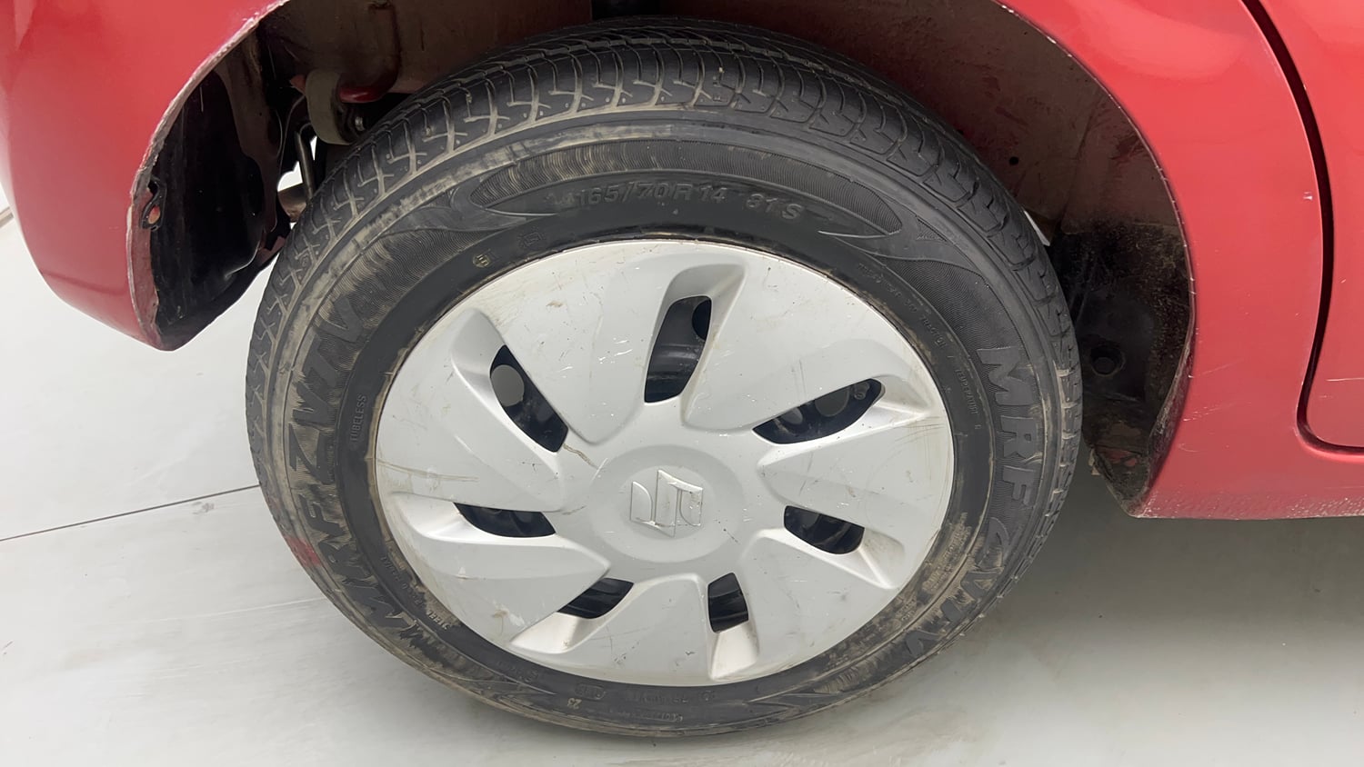 Used 2017 Maruti Suzuki Celerio ZXi AMT Petrol Automatic tyres RIGHT REAR TYRE RIM VIEW