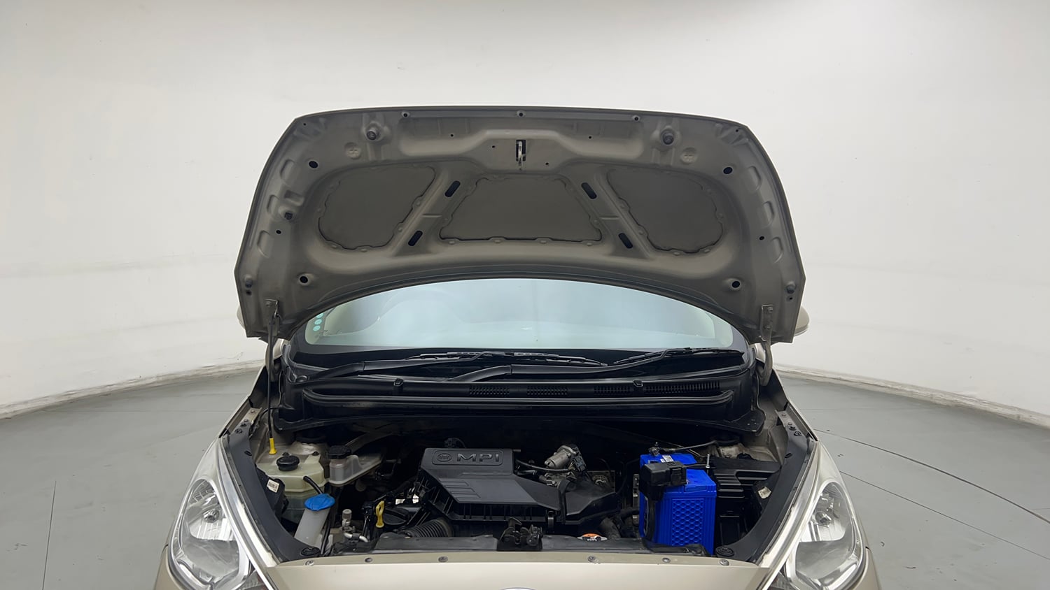 Used 2020 Hyundai Santro Asta Petrol Manual engine ENGINE & BONNET OPEN FRONT VIEW