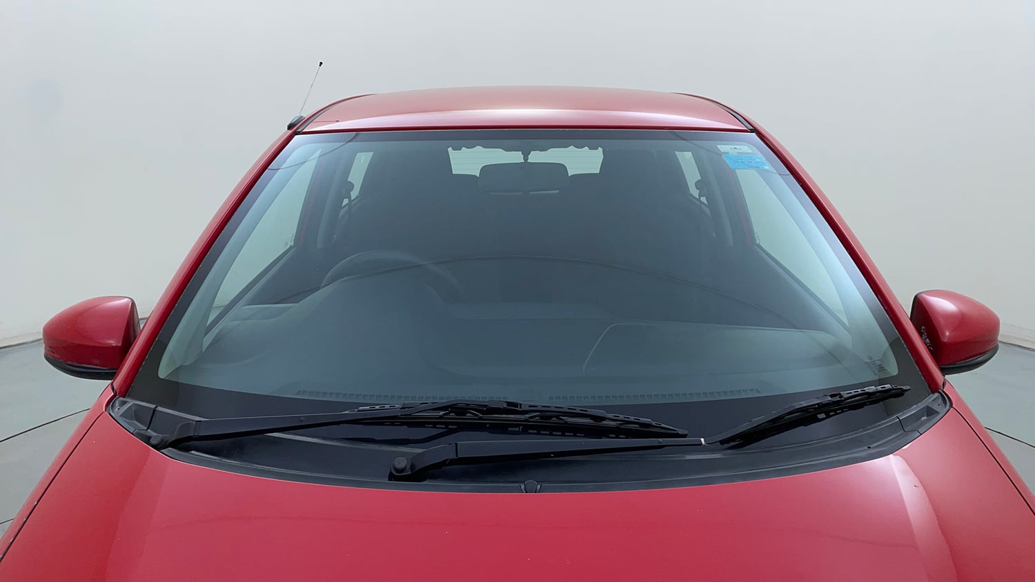 Used 2016 Honda Brio VX MT Petrol Manual exterior FRONT WINDSHIELD VIEW