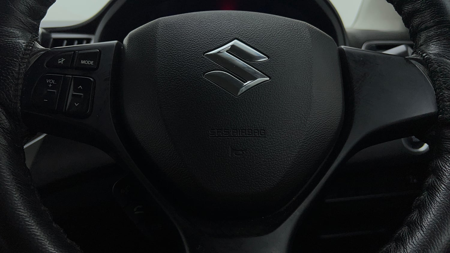 Used 2021 Maruti Suzuki Baleno Zeta Petrol Manual top_features Airbags