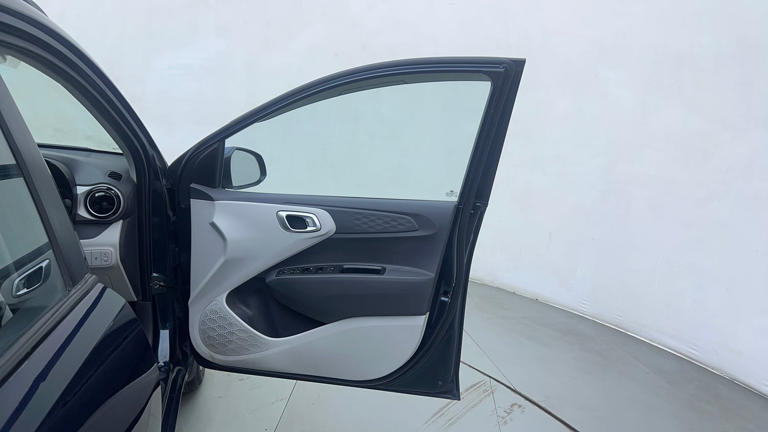 Used 2024 Hyundai Grand i10 Nios Sportz 1.2 Kappa AMT Petrol Automatic interior RIGHT FRONT DOOR OPEN VIEW