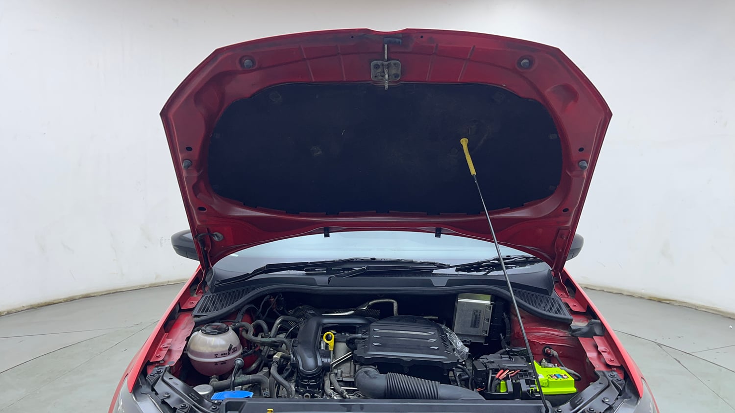 Used 2021 Volkswagen Polo GT Petrol Automatic engine ENGINE & BONNET OPEN FRONT VIEW