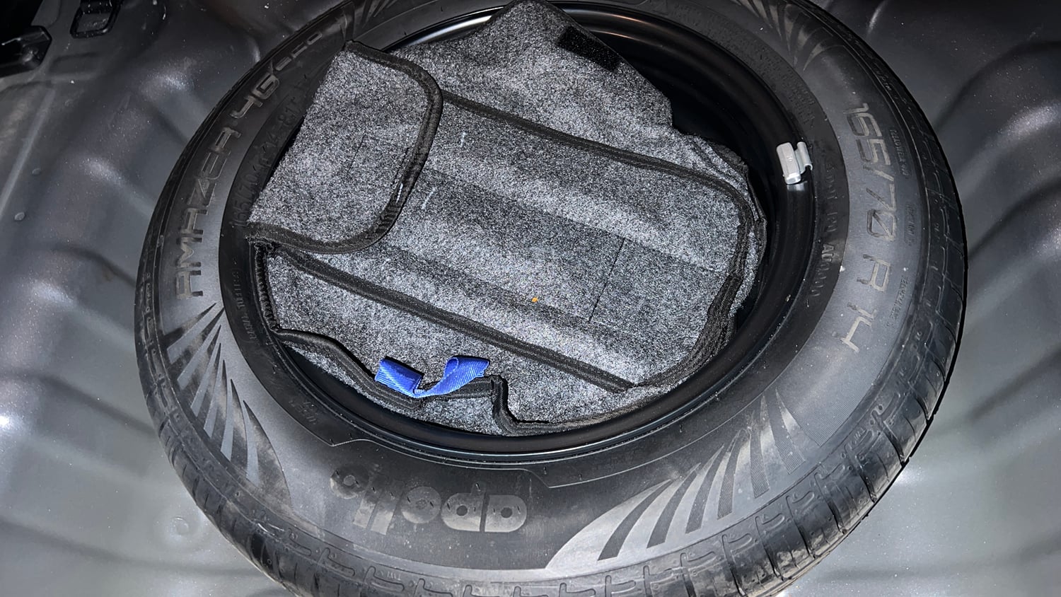 Used 2023 Hyundai Exter SX (O) 1.2 MT Petrol Manual tyres SPARE TYRE VIEW