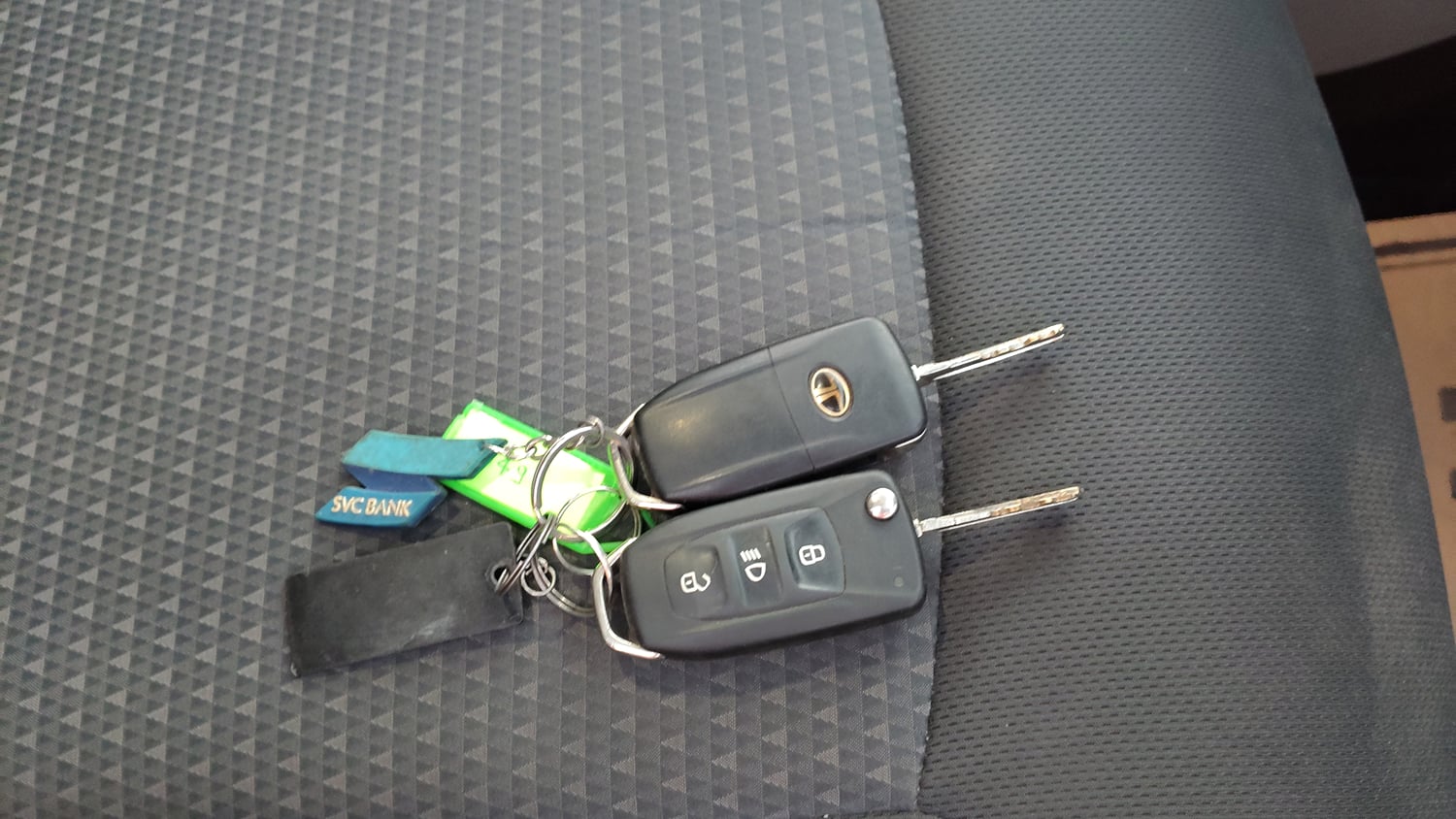 Used 2019 Tata Tiago Revotron XZ Plus Petrol Manual extra CAR KEY VIEW