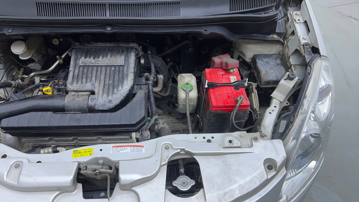 Used 2014 Maruti Suzuki Ritz Vxi BS-IV Petrol Manual engine ENGINE LEFT SIDE VIEW