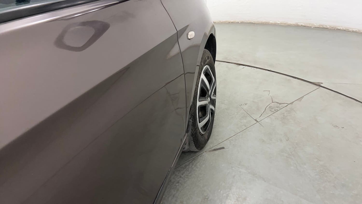 Used 2018 Tata Tiago Revotron XT Petrol Manual dents MINOR SCRATCH