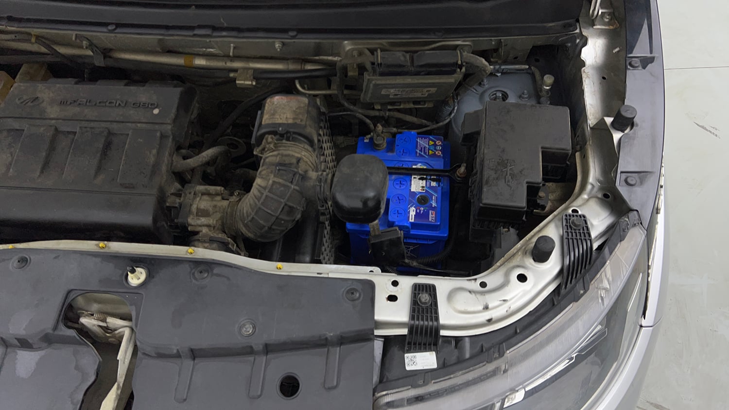 Used 2018 Mahindra KUV100 NXT K6 Plus 6 STR Petrol Manual engine ENGINE LEFT SIDE VIEW