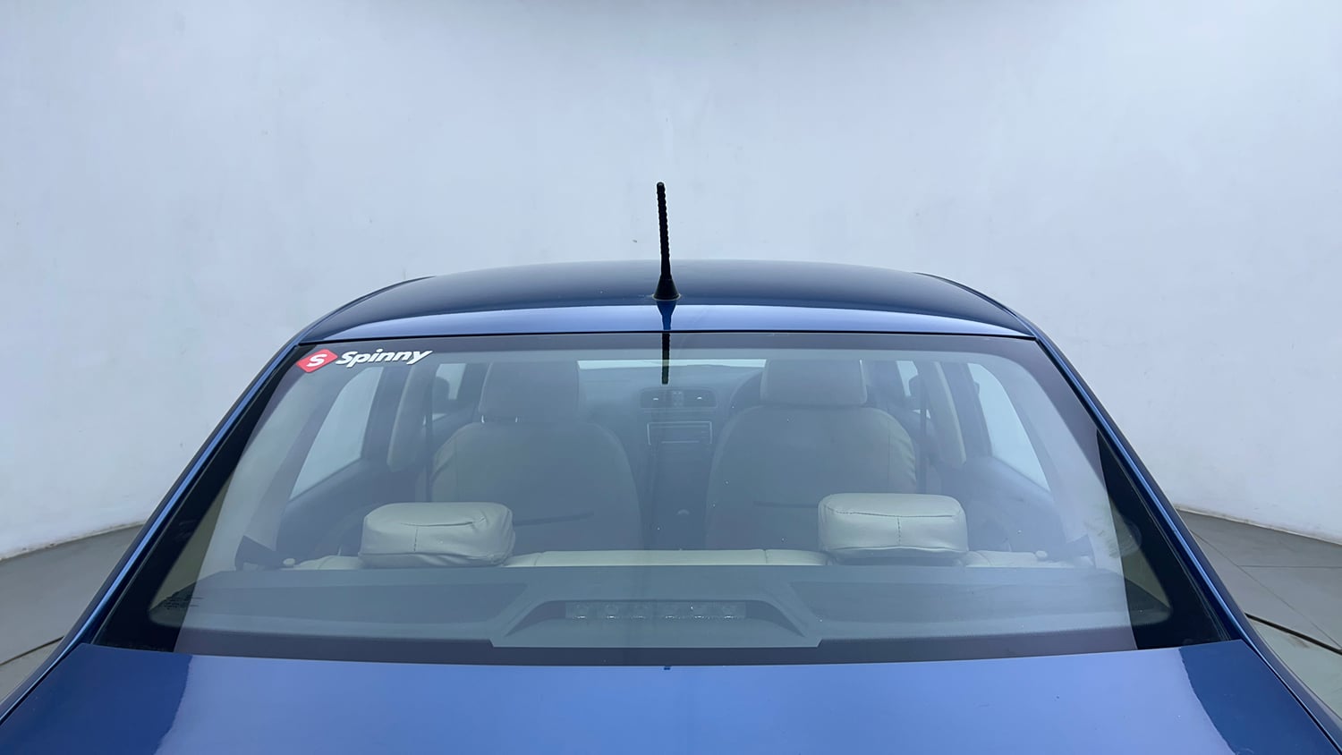 Used 2016 Volkswagen Ameo Comfortline 1.2L (P) Petrol Manual exterior BACK WINDSHIELD VIEW