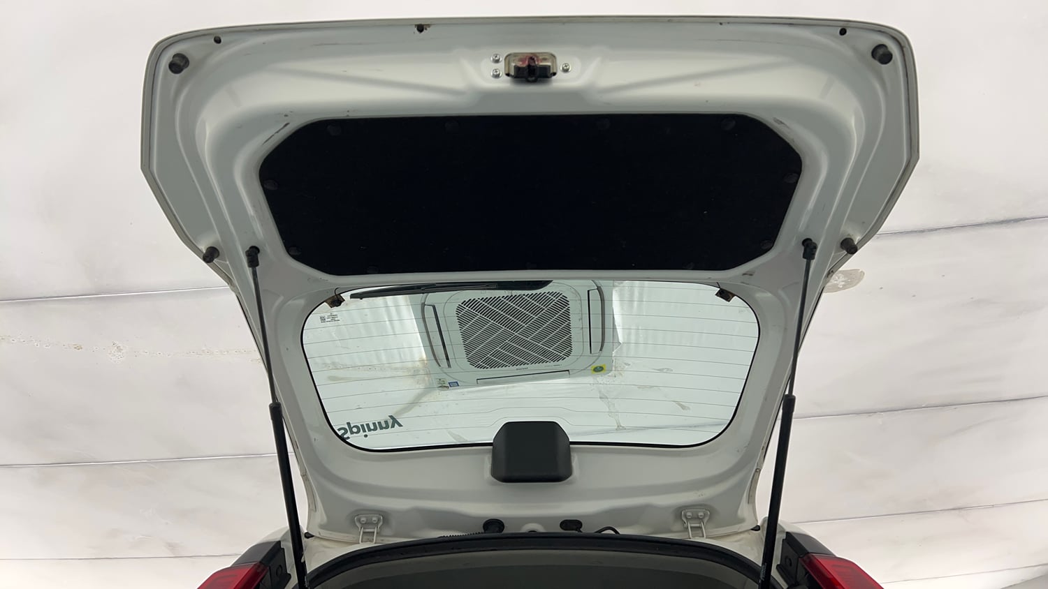 Used 2021 Maruti Suzuki Wagon R ZXi 1.2 Petrol Manual interior DICKY DOOR OPEN VIEW