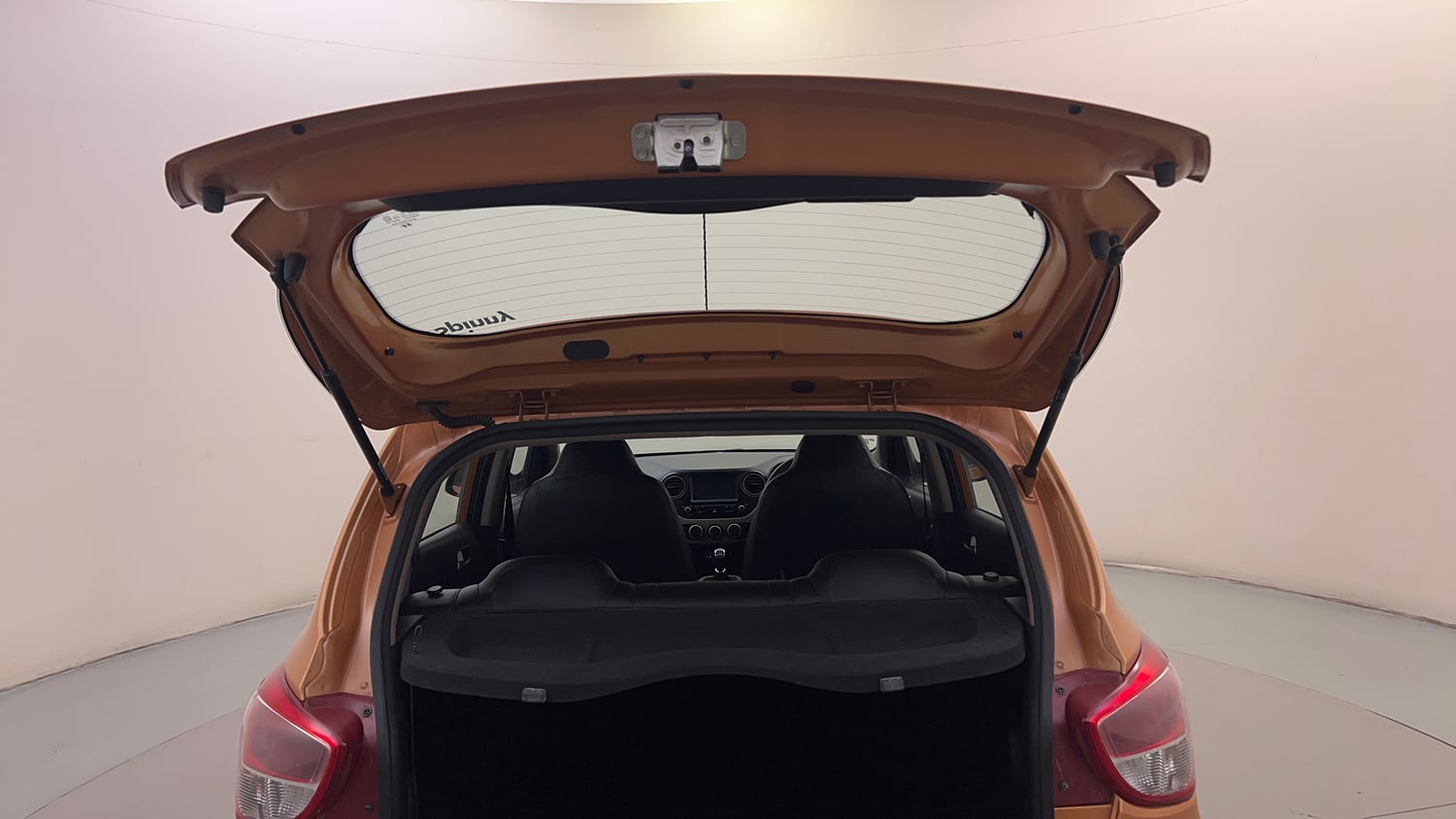 Used 2017 Hyundai Grand i10 Sportz (O) 1.2 Kappa VTVT Petrol Manual interior DICKY DOOR OPEN VIEW