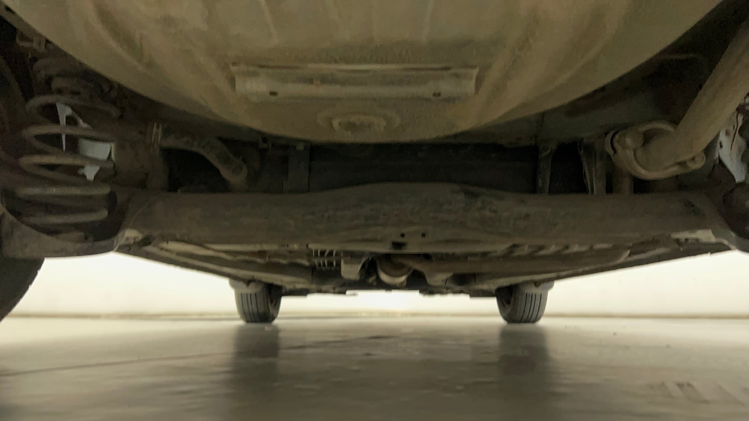 Used 2014 Honda Amaze 1.2 S i-VTEC Petrol Manual extra REAR UNDERBODY VIEW (TAKEN FROM REAR)