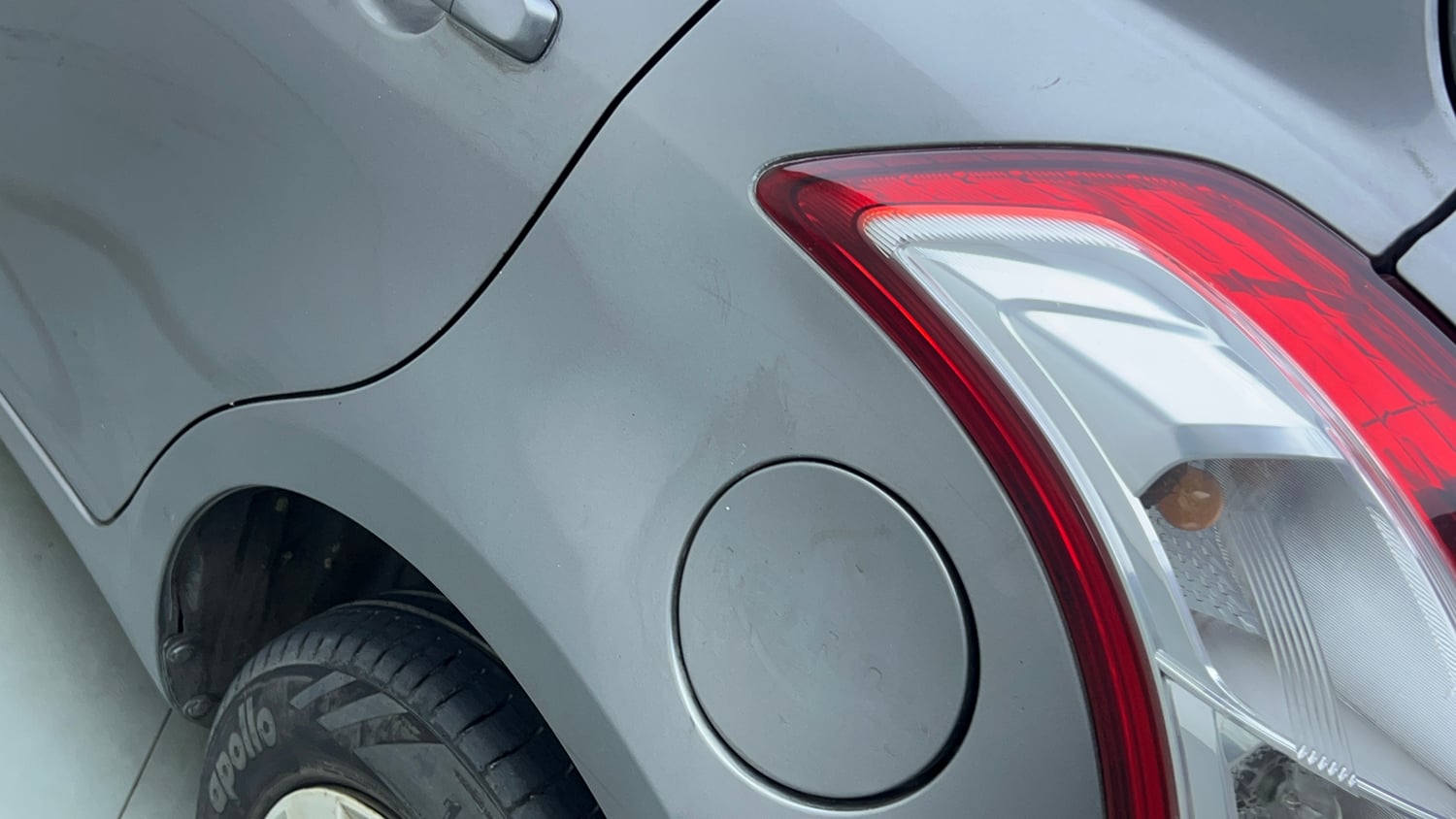 Used 2014 Maruti Suzuki Swift VXi Petrol Manual dents MINOR DENT