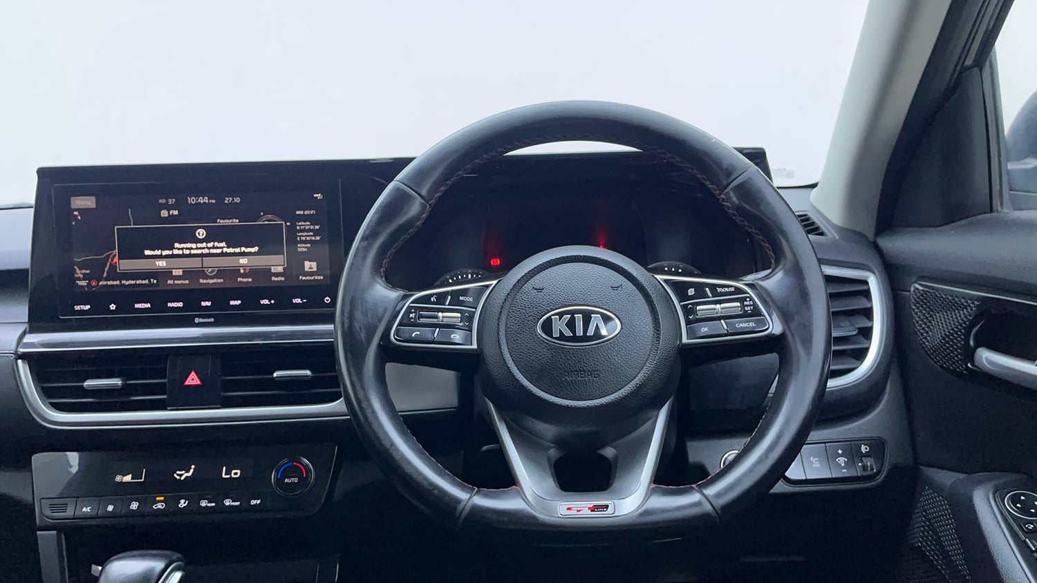 Used 2019 kia Seltos GTX DCT 1.4 Petrol Automatic interior STEERING VIEW