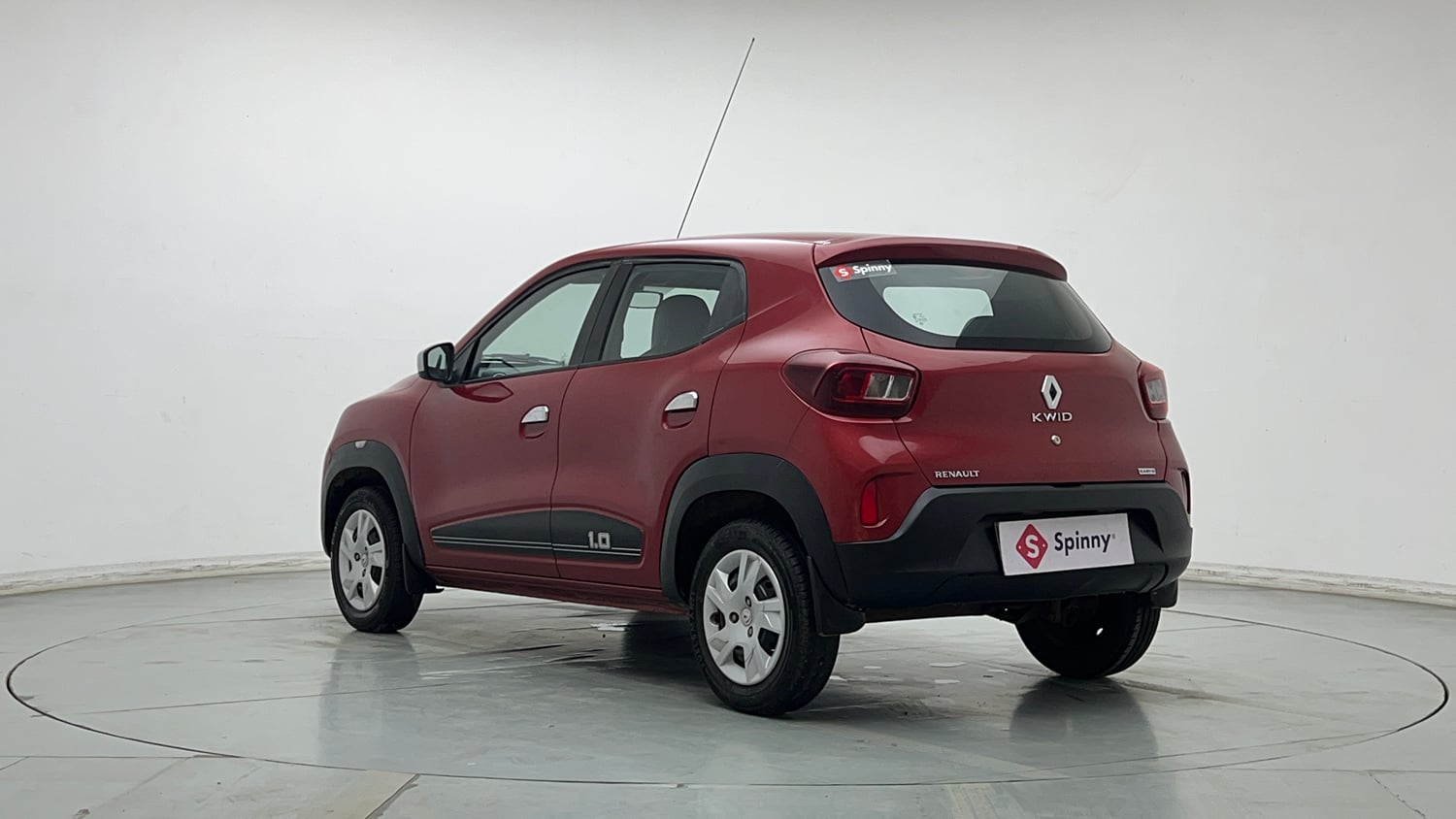 Used 2022 Renault Kwid RXT 1.0 AMT Petrol Automatic exterior LEFT REAR CORNER VIEW