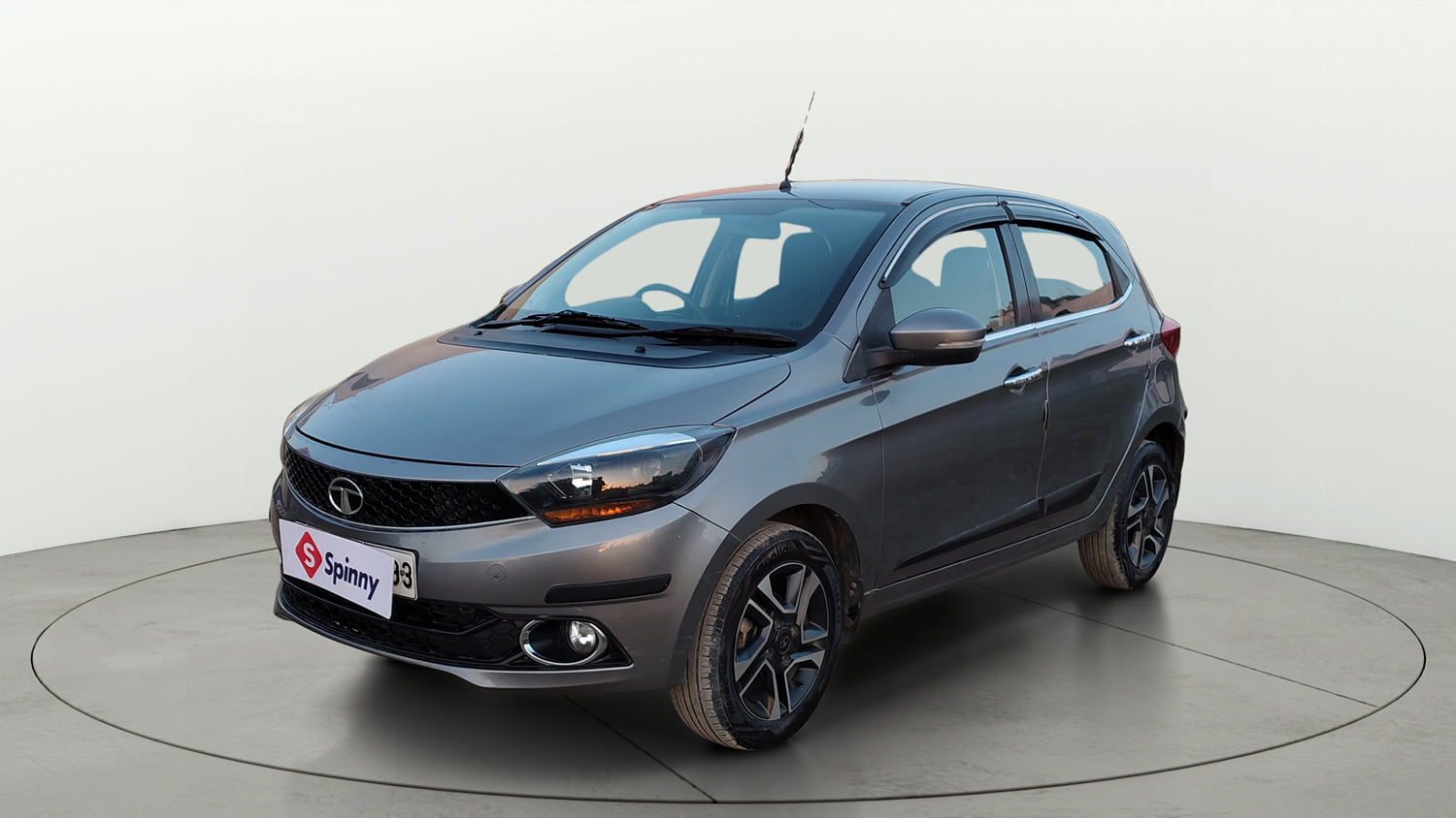 Used 2019 Tata Tiago Revotron XZ Plus Petrol Manual exterior LEFT FRONT CORNER VIEW