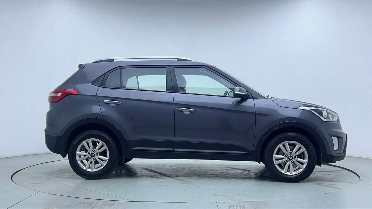 Used 2018 Hyundai Creta SX Plus 1.6  Petrol Petrol Manual exterior RIGHT SIDE VIEW