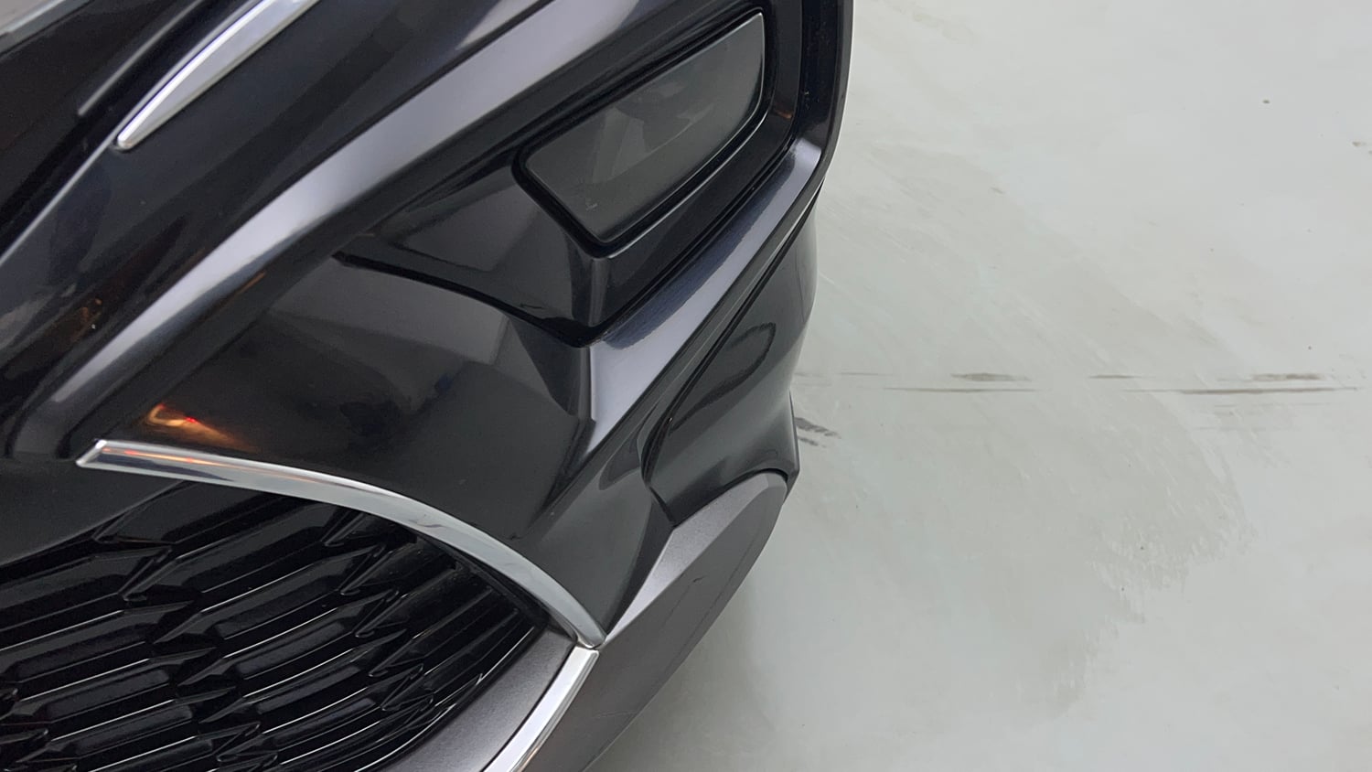 Used 2023 Toyota Urban Cruiser Hyryder V AT NeoDrive Petrol Automatic dents MINOR SCRATCH