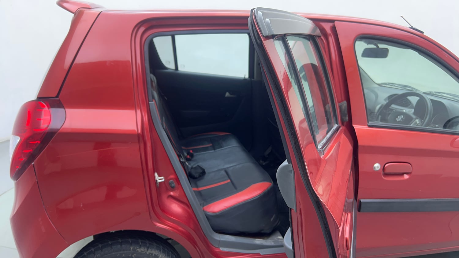Used 2016 Maruti Suzuki Alto 800 Vxi Petrol Manual interior RIGHT SIDE REAR DOOR CABIN VIEW