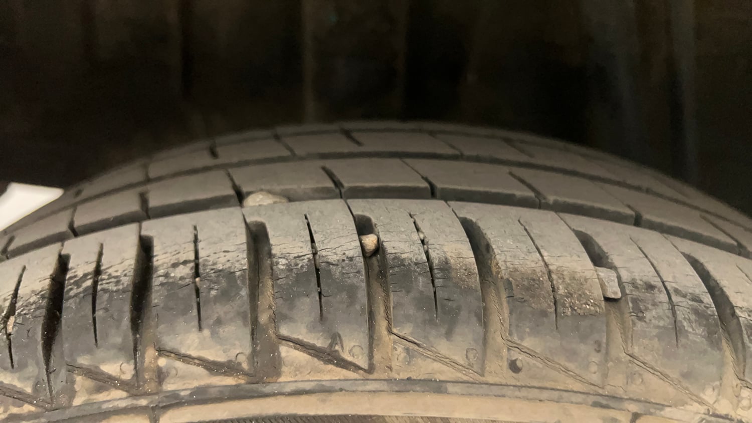 Used 2022 Renault Kwid CLIMBER AMT Petrol Automatic tyres RIGHT REAR TYRE TREAD VIEW