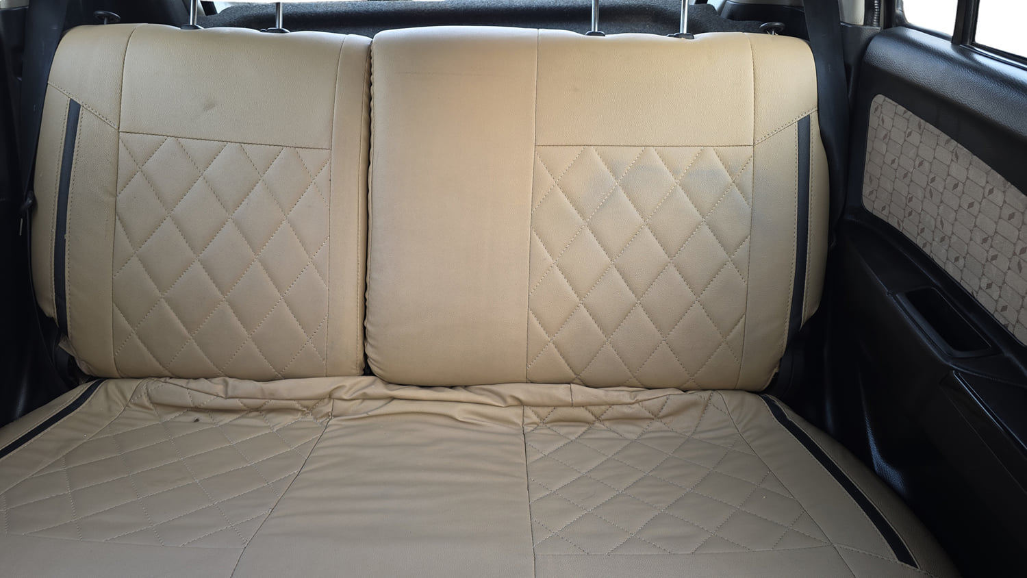 Used 2017 Maruti Suzuki Wagon R VXI Petrol Manual interior REAR SEAT CONDITION VIEW