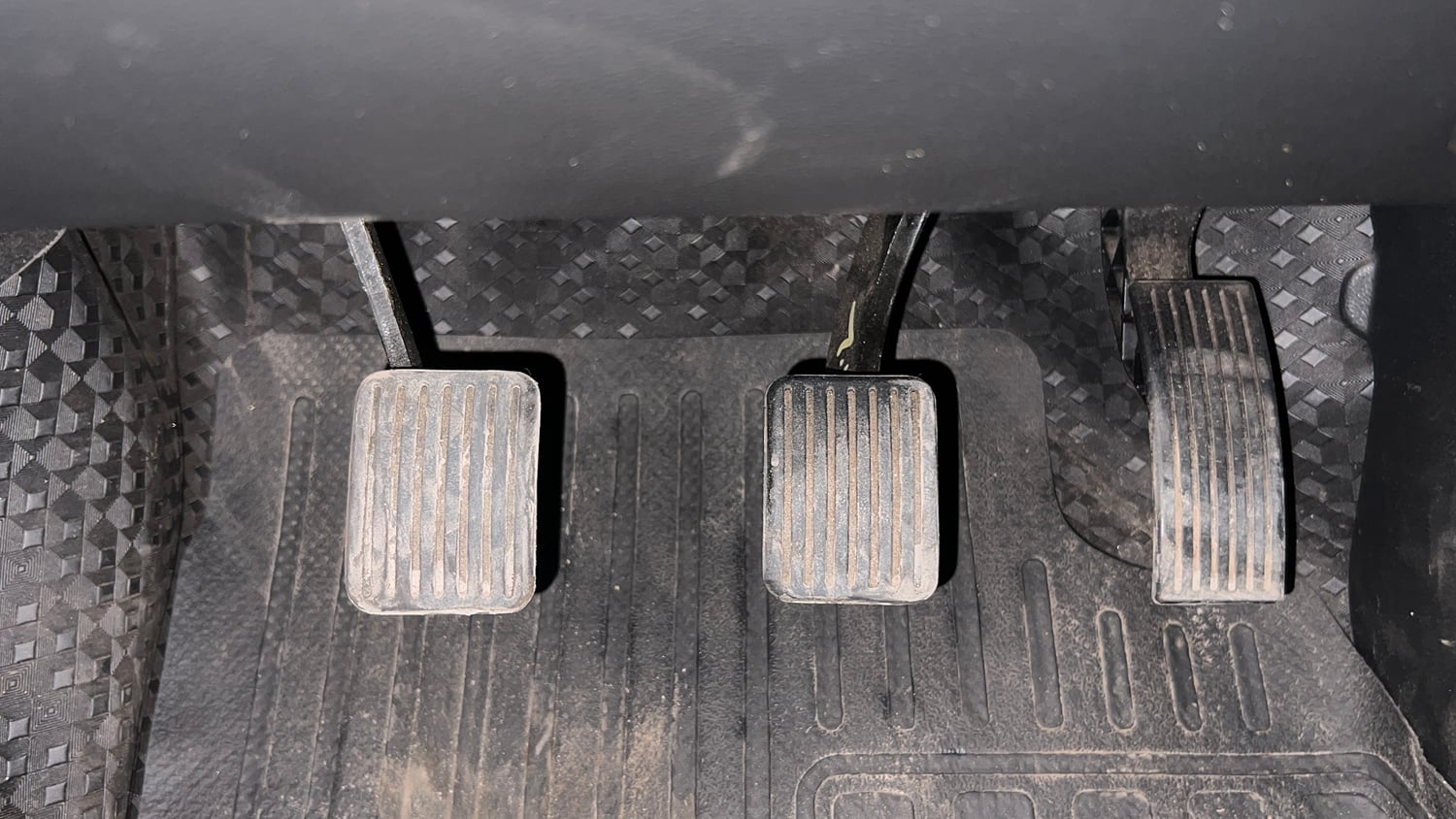 Used 2019 Hyundai Grand i10 Sportz 1.2 Kappa VTVT Petrol Manual interior PEDALS VIEW