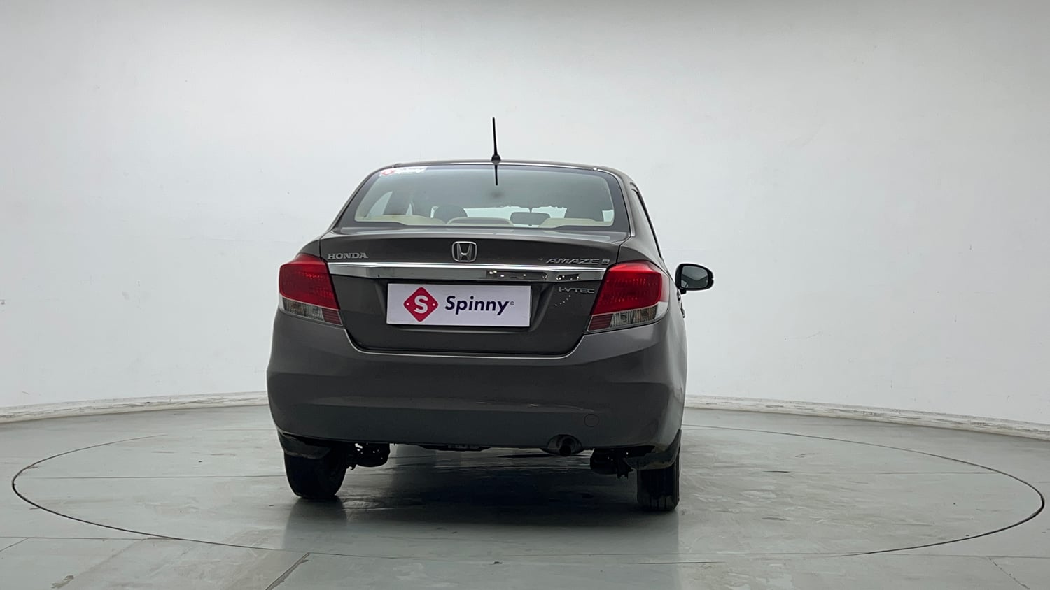 Used 2016 Honda Amaze 1.2 S i-VTEC Petrol Manual exterior BACK VIEW