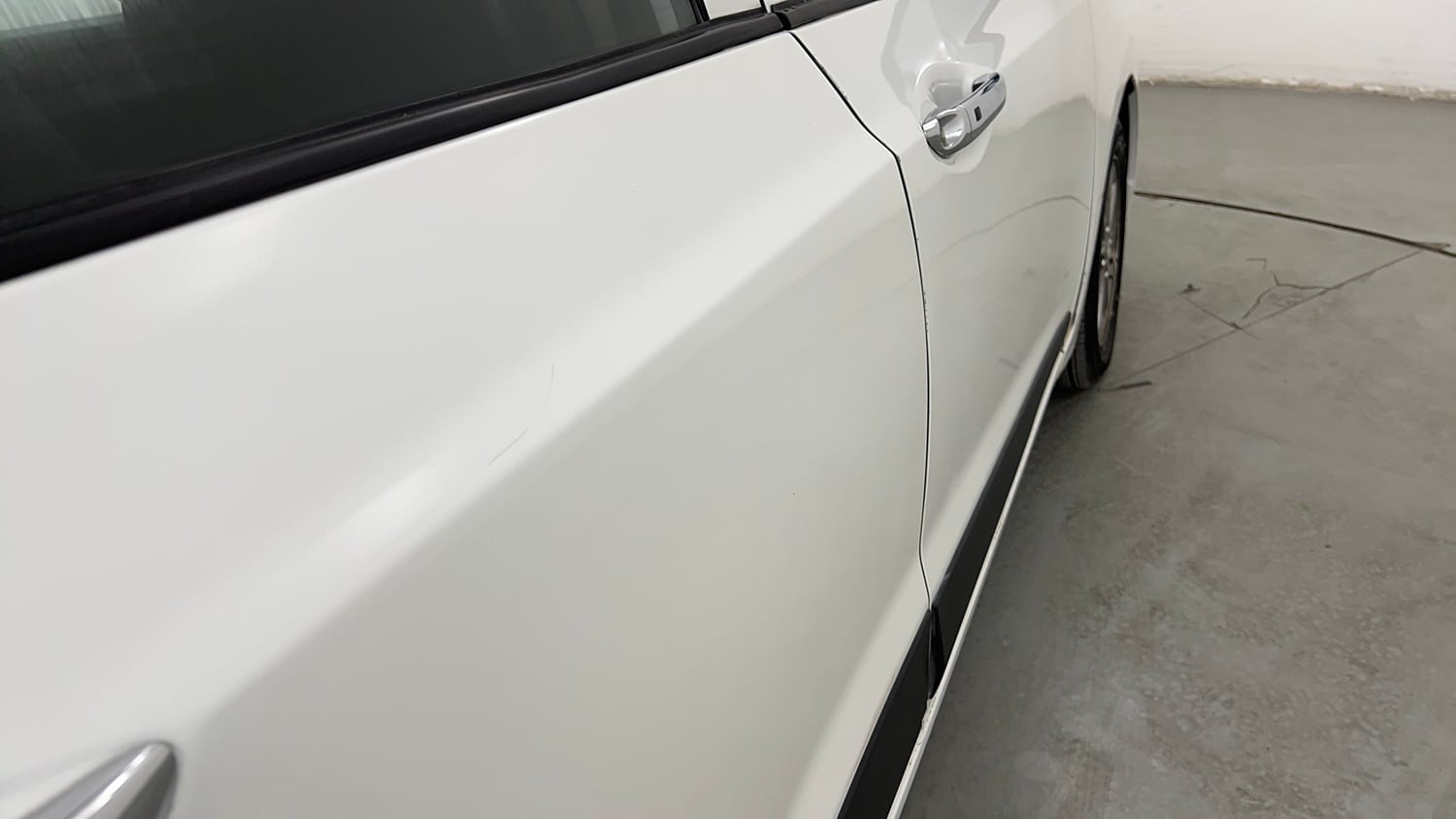 Used 2016 Hyundai Grand i10 Asta 1.2 Kappa VTVT (O) Petrol Manual dents MINOR SCRATCH