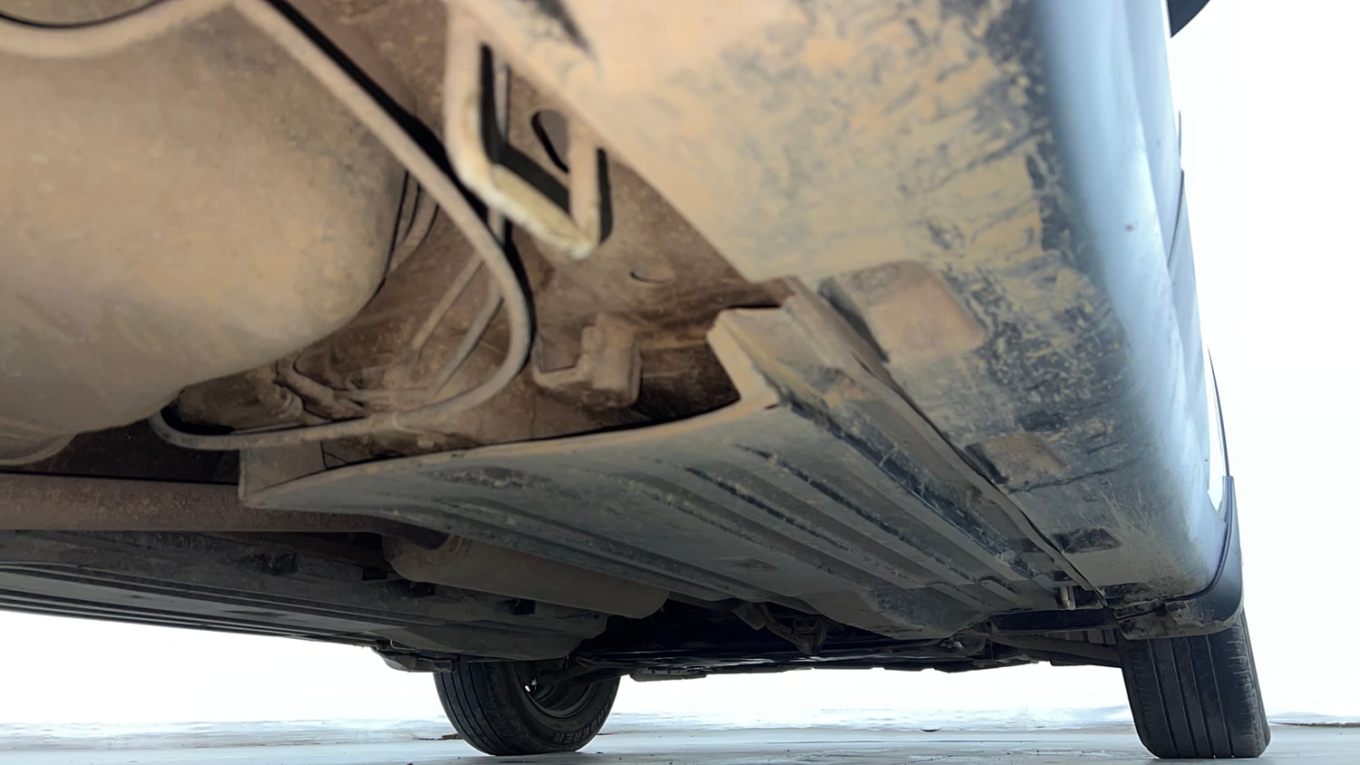 Used 2020 maruti-suzuki Vitara Brezza VXi Petrol Manual extra REAR RIGHT UNDERBODY VIEW