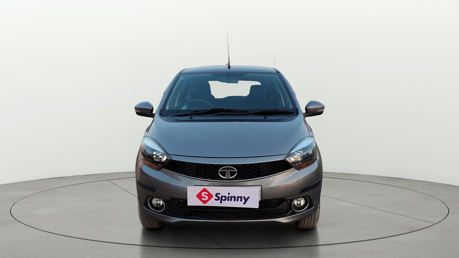 Used 2019 Tata Tiago Revotron XZ Plus Petrol Manual exterior FRONT VIEW