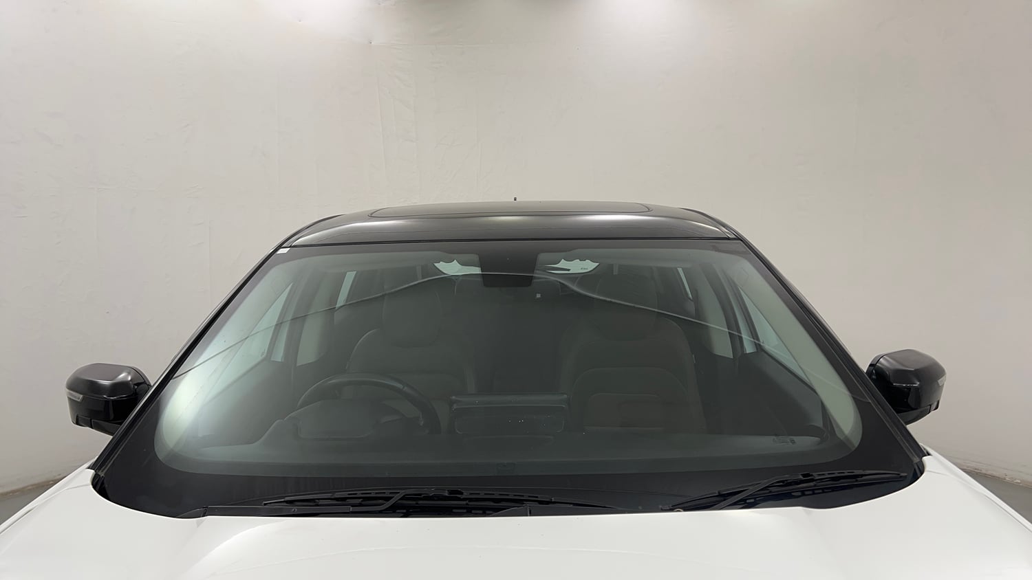 Used 2023 Tata Harrier XZA Plus Dual Tone Diesel Automatic exterior FRONT WINDSHIELD VIEW