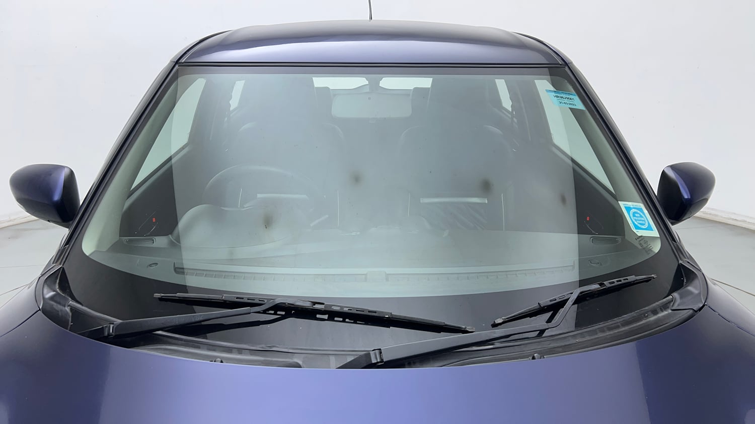 Used 2023 Maruti Suzuki Swift VXi Petrol Manual exterior FRONT WINDSHIELD VIEW