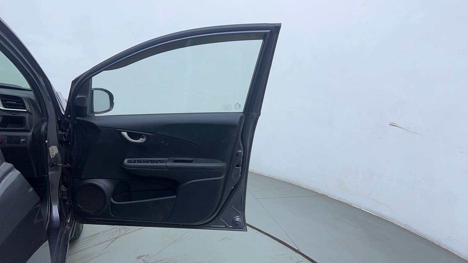 Used 2017 Honda BR-V VX Petrol Petrol Manual interior RIGHT FRONT DOOR OPEN VIEW