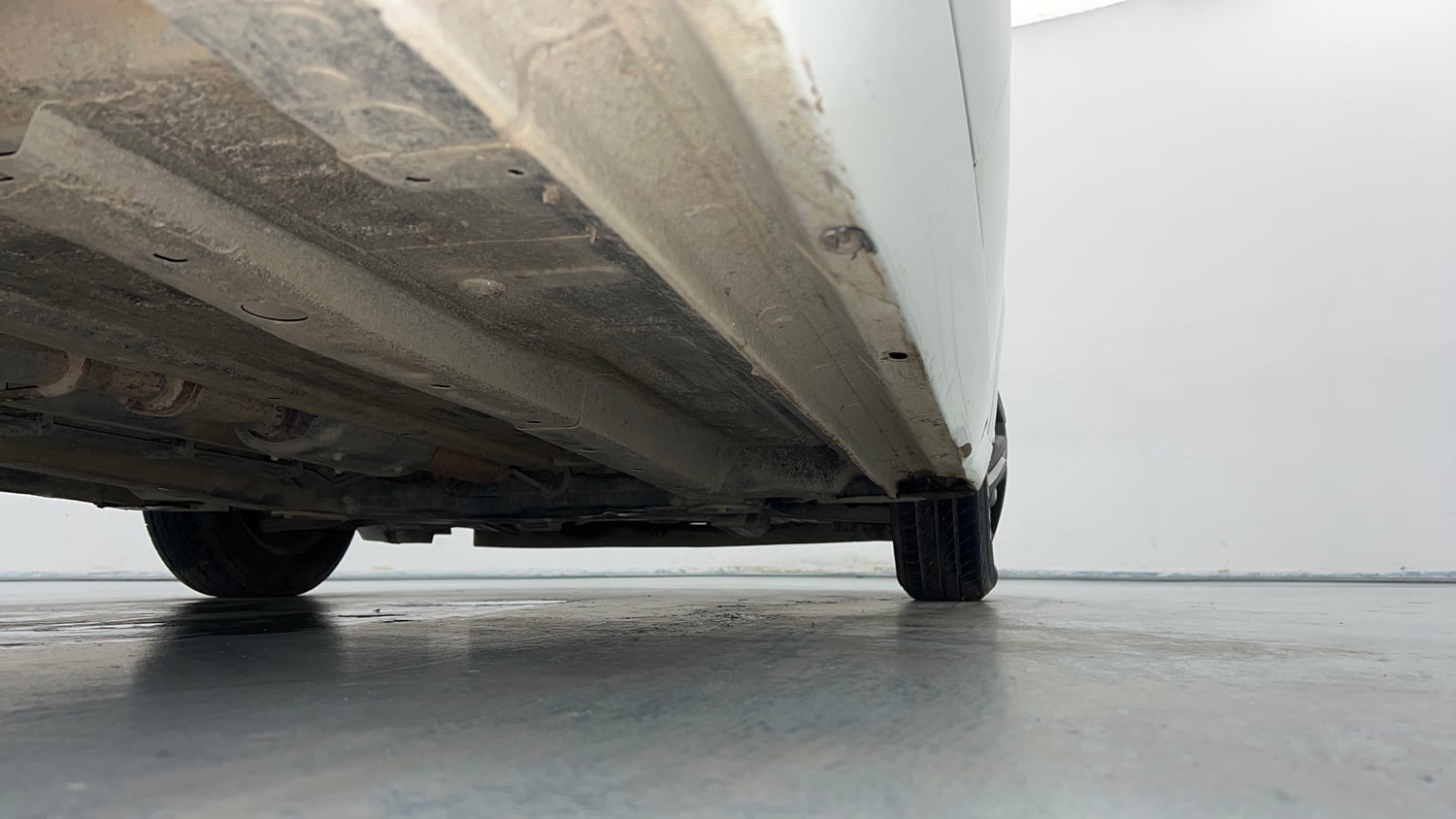 Used 2024 Tata Altroz XE Plus Diesel Diesel Manual extra REAR RIGHT UNDERBODY VIEW