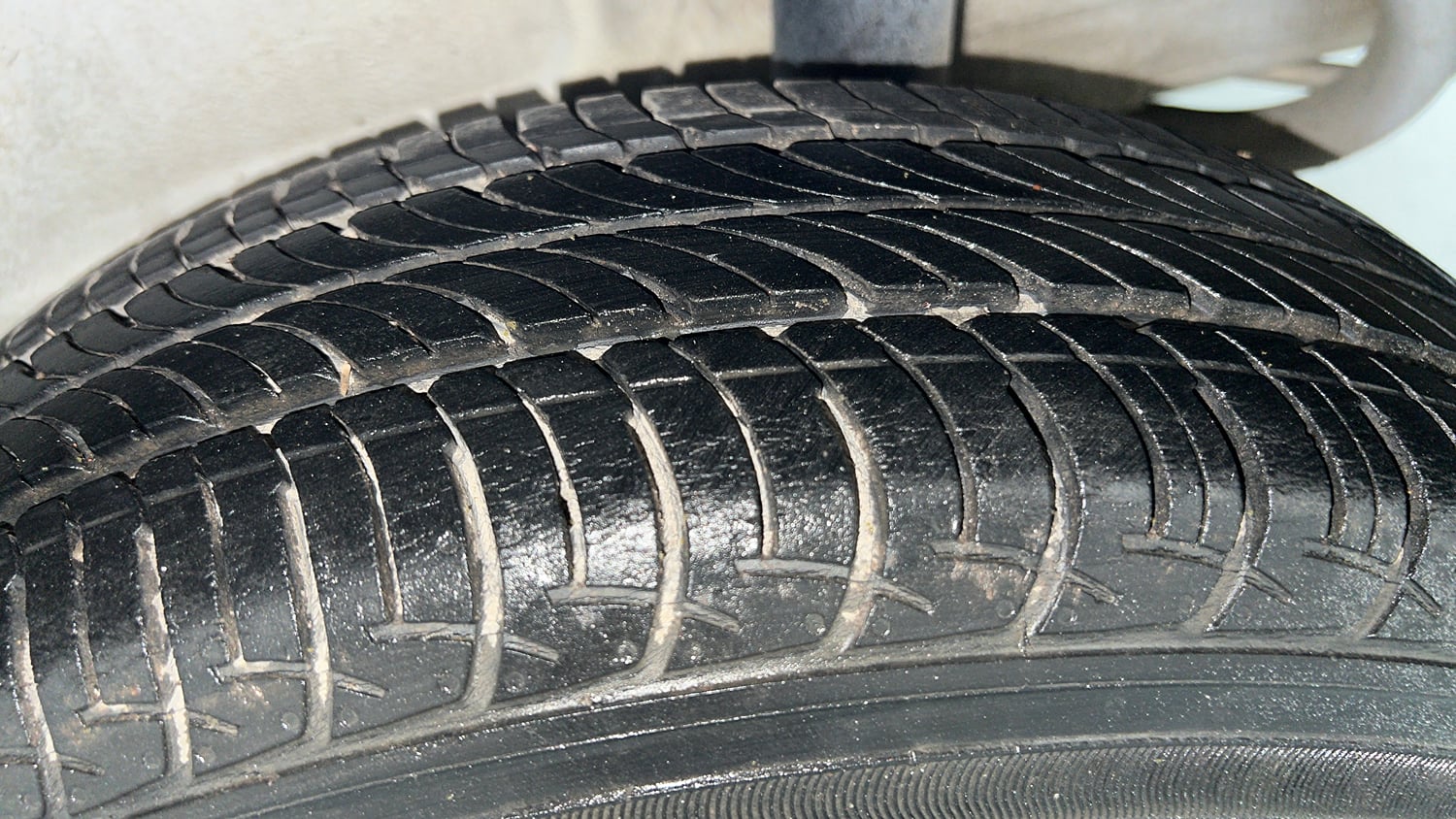 Used 2021 Maruti Suzuki Wagon R ZXi 1.2 Petrol Manual tyres LEFT REAR TYRE TREAD VIEW